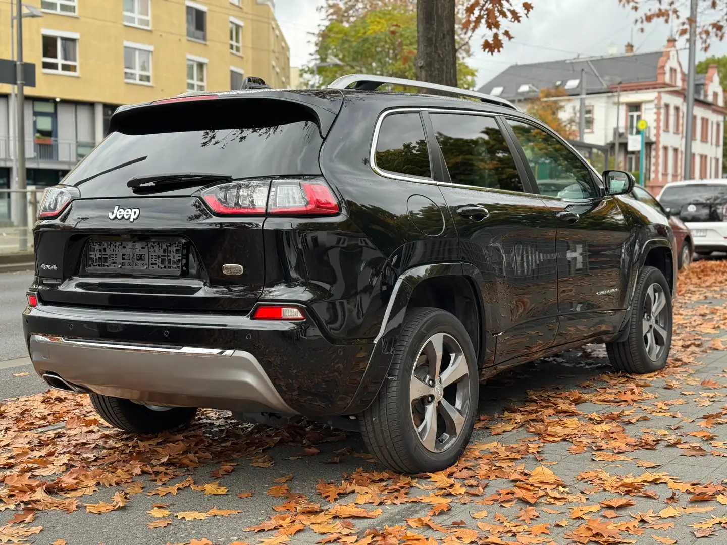 Jeep Cherokee Cherokee Diesel 2.2 Overland Panorama/Leder Schwarz - 2