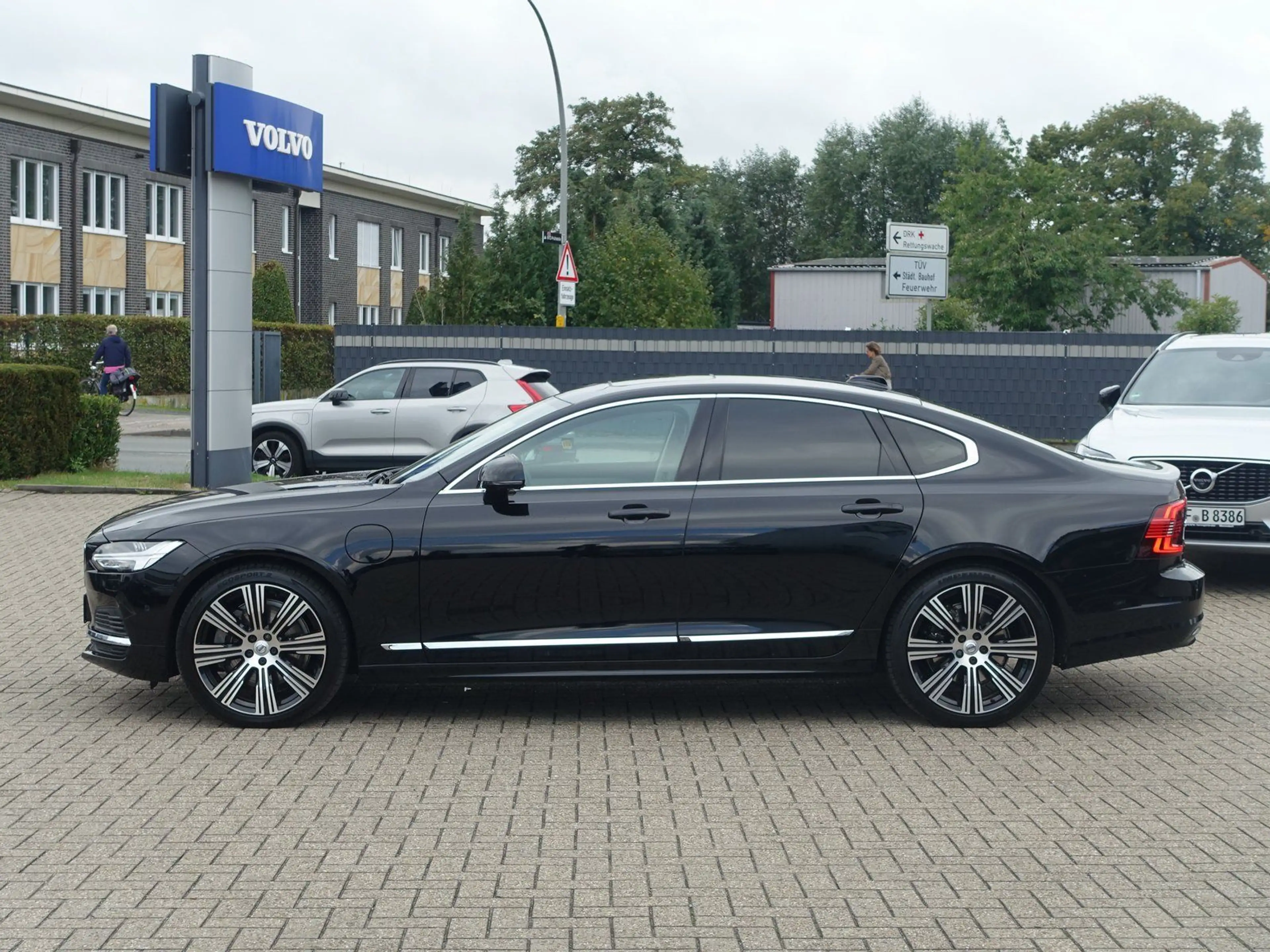 Volvo S90 Recharge T8 AWD Ultimate Bright — photo 6