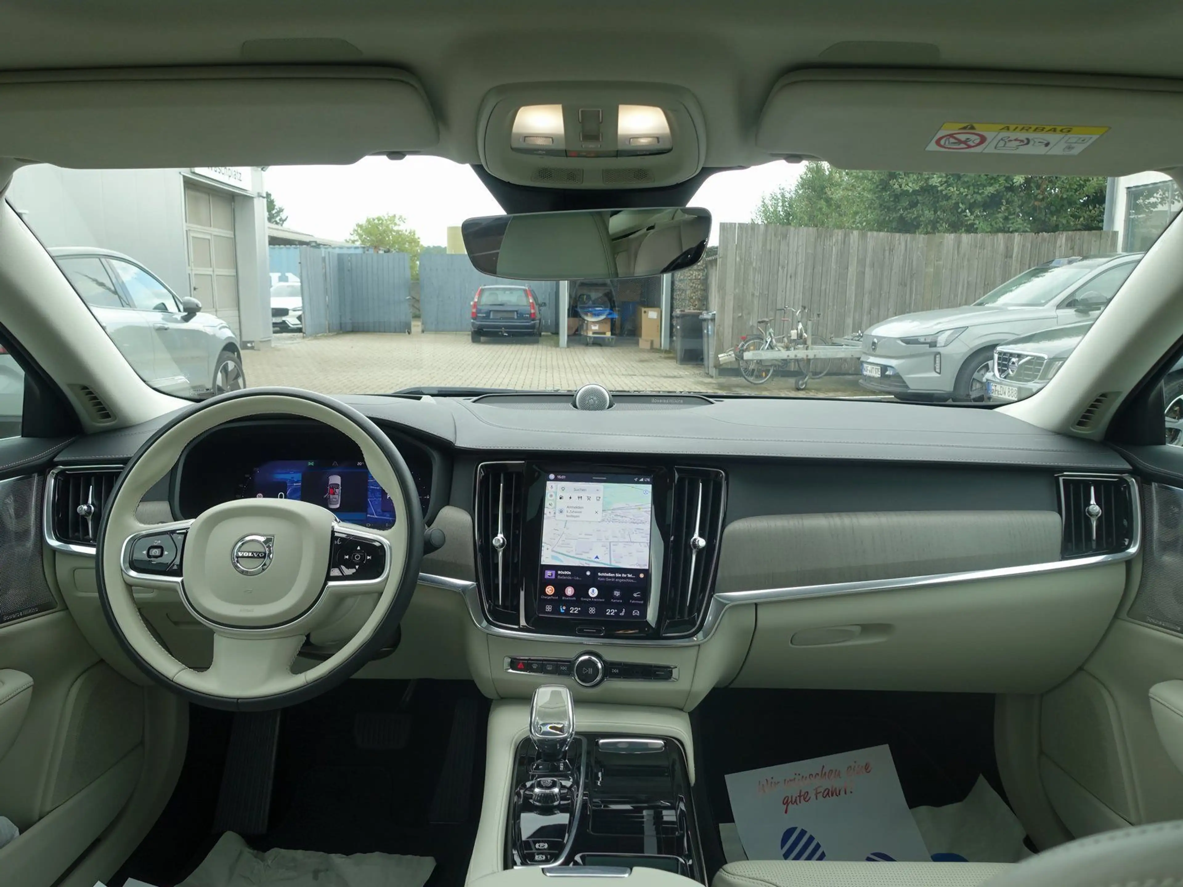 Volvo S90 Recharge T8 AWD Ultimate Bright — photo 12
