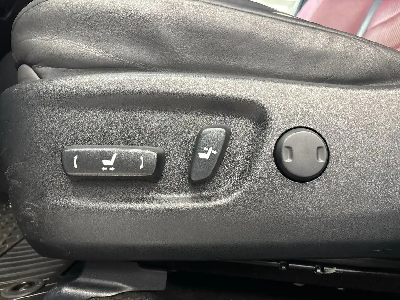 Lexus NX photo Lexus NX