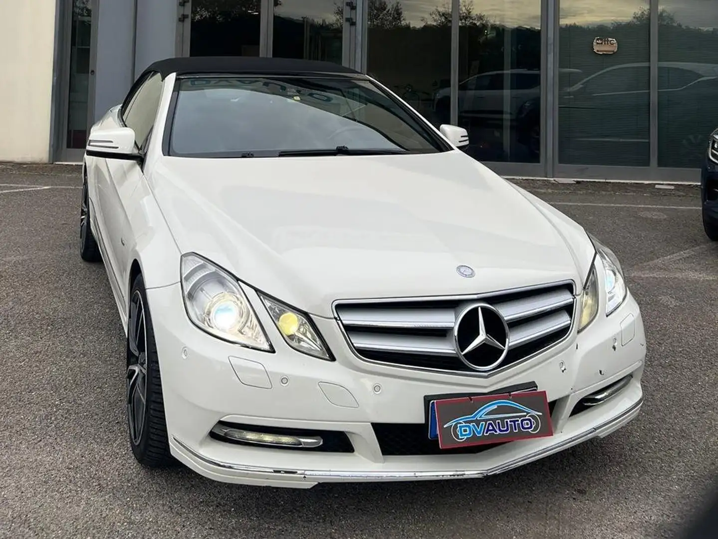 Mercedes-Benz E 220 Classe E - Cabrio Bianco - 2