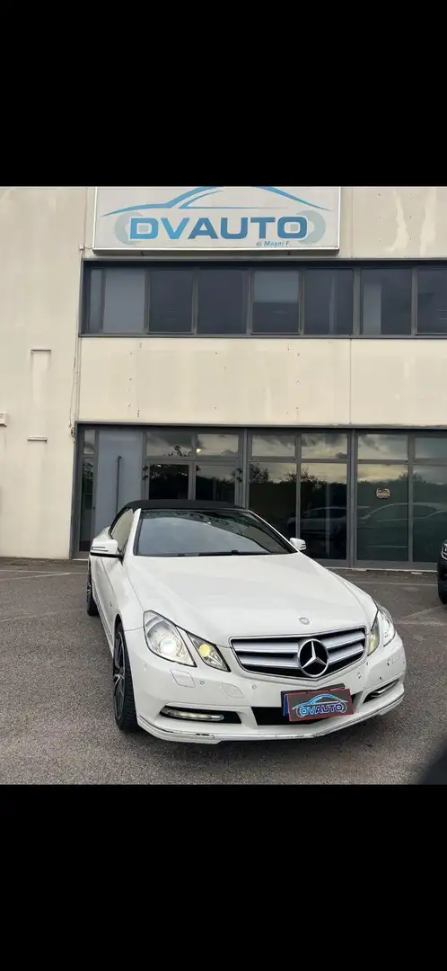 Mercedes-Benz E 220 Classe E - Cabrio Bianco - 1