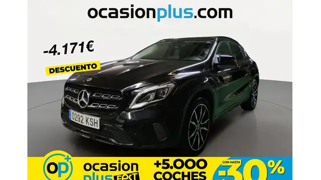 Mercedes-Benz GLA 220 220d 7G-DCT 170