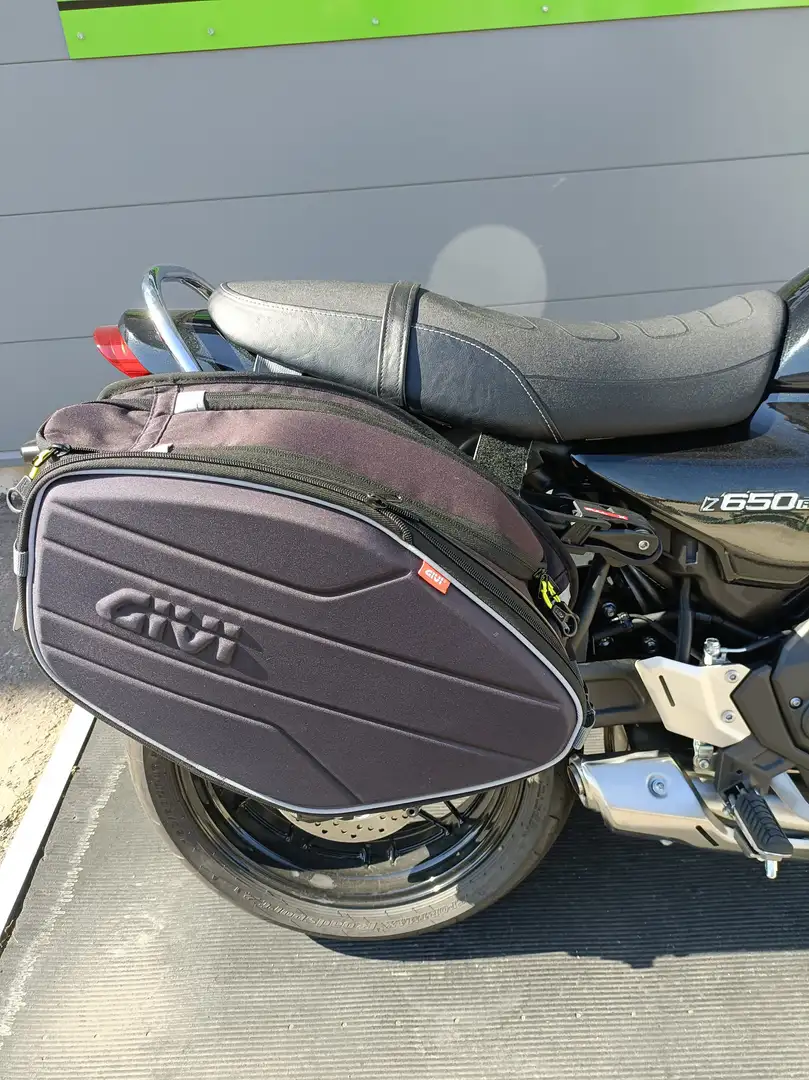 Kawasaki Z 650 RS Schwarz - 2