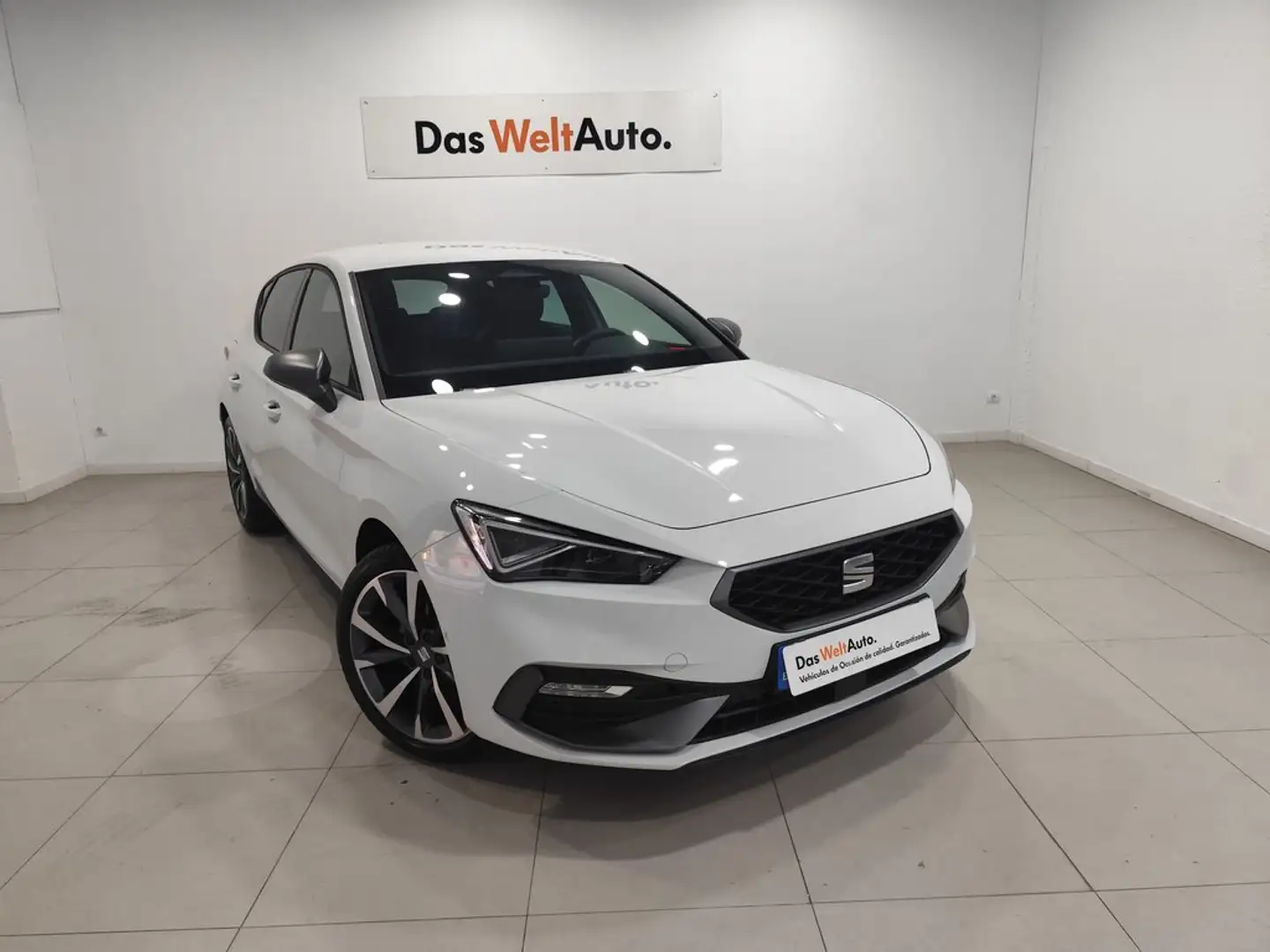 SEAT Leon 1.5 eTSI DSG-7 S&S FR Special Edition ECO 150 Blanco - 1