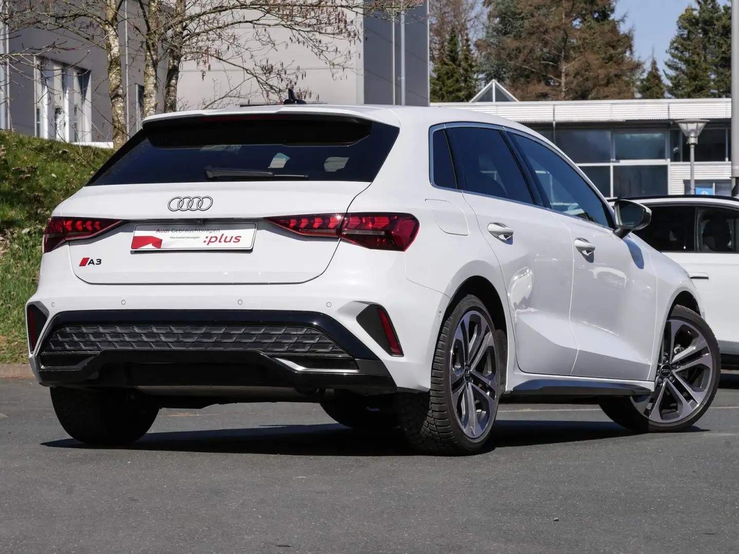 Audi A3 30 TFSI S LINE SONOS KAMERA AHK LED Bianco - 2