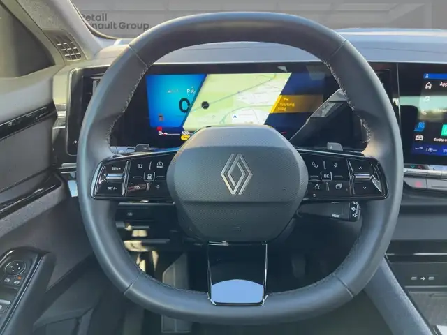 Renault Austral view 11