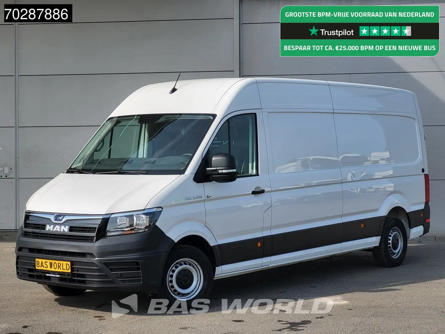 Volkswagen Crafter 140pk L4H3 Trekhaak Airco Cruise Camera Parkeersen Wit - 1
