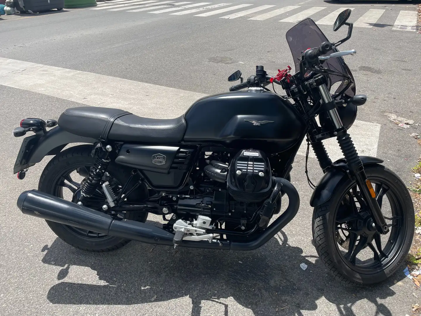 Moto Guzzi V 7 III Stone Negru - 1