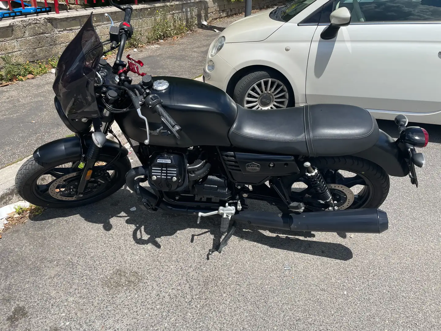 Moto Guzzi V 7 III Stone Negru - 2