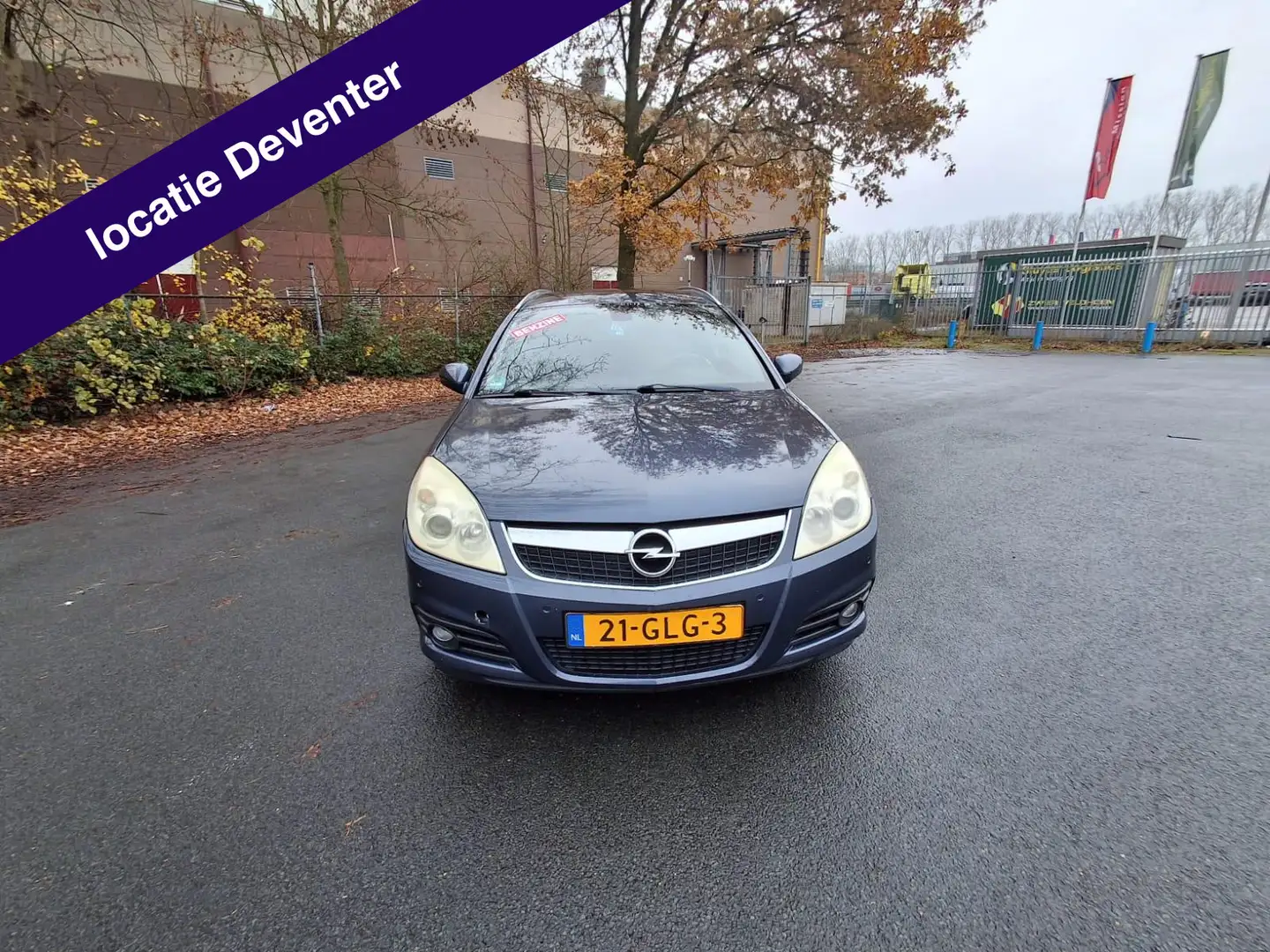 Opel Vectra Wagon 1.8-16V Executive NETTE AUTO RIJDT EN SCHAKE Grijs - 2