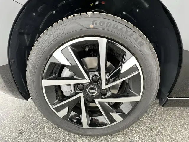Opel Corsa view 6