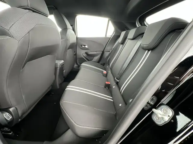 Opel Corsa view 9