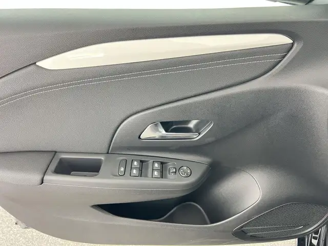 Opel Corsa view 10