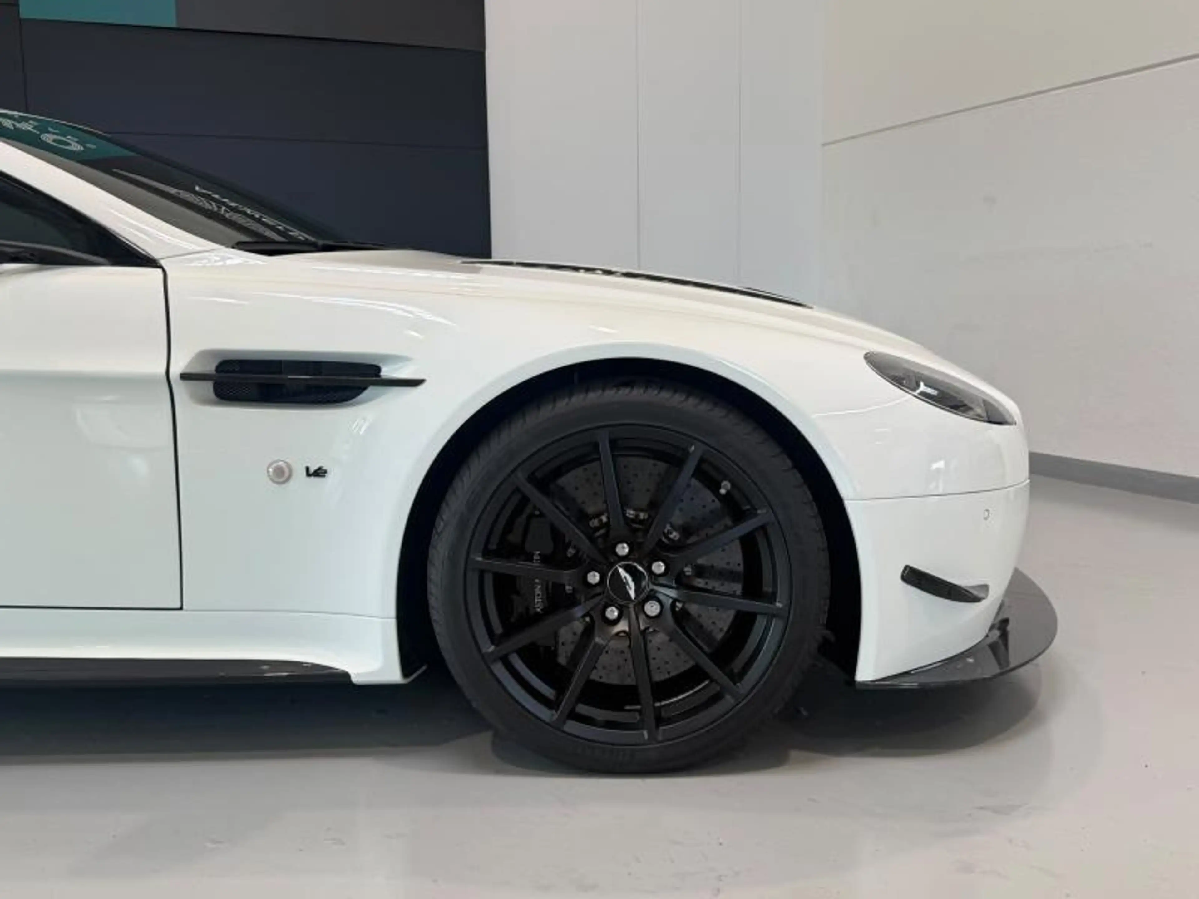 Aston Martin Vantage AMR Coupe — photo 7