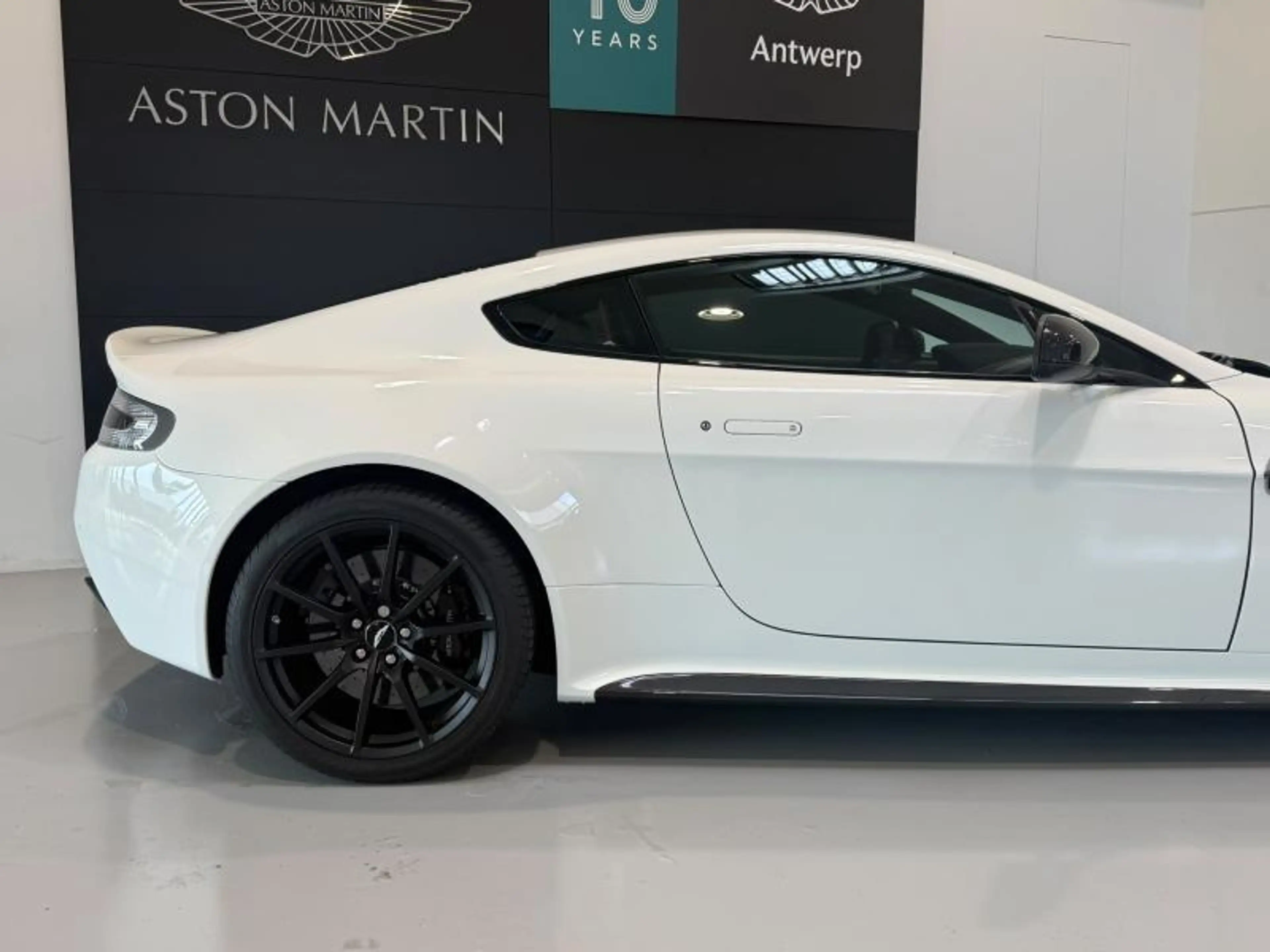 Aston Martin Vantage AMR Coupe — photo 8