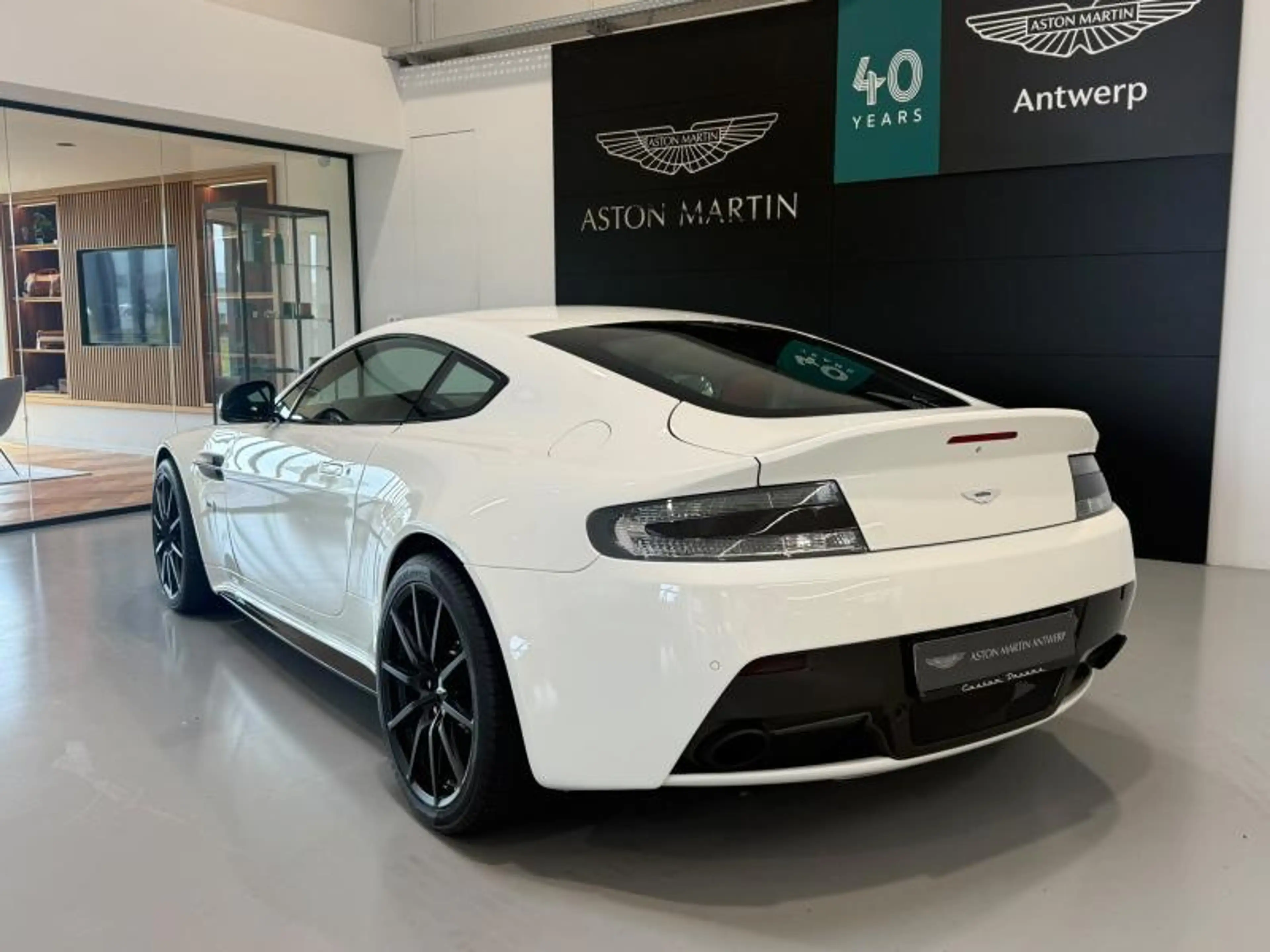 Aston Martin Vantage AMR Coupe — photo 4
