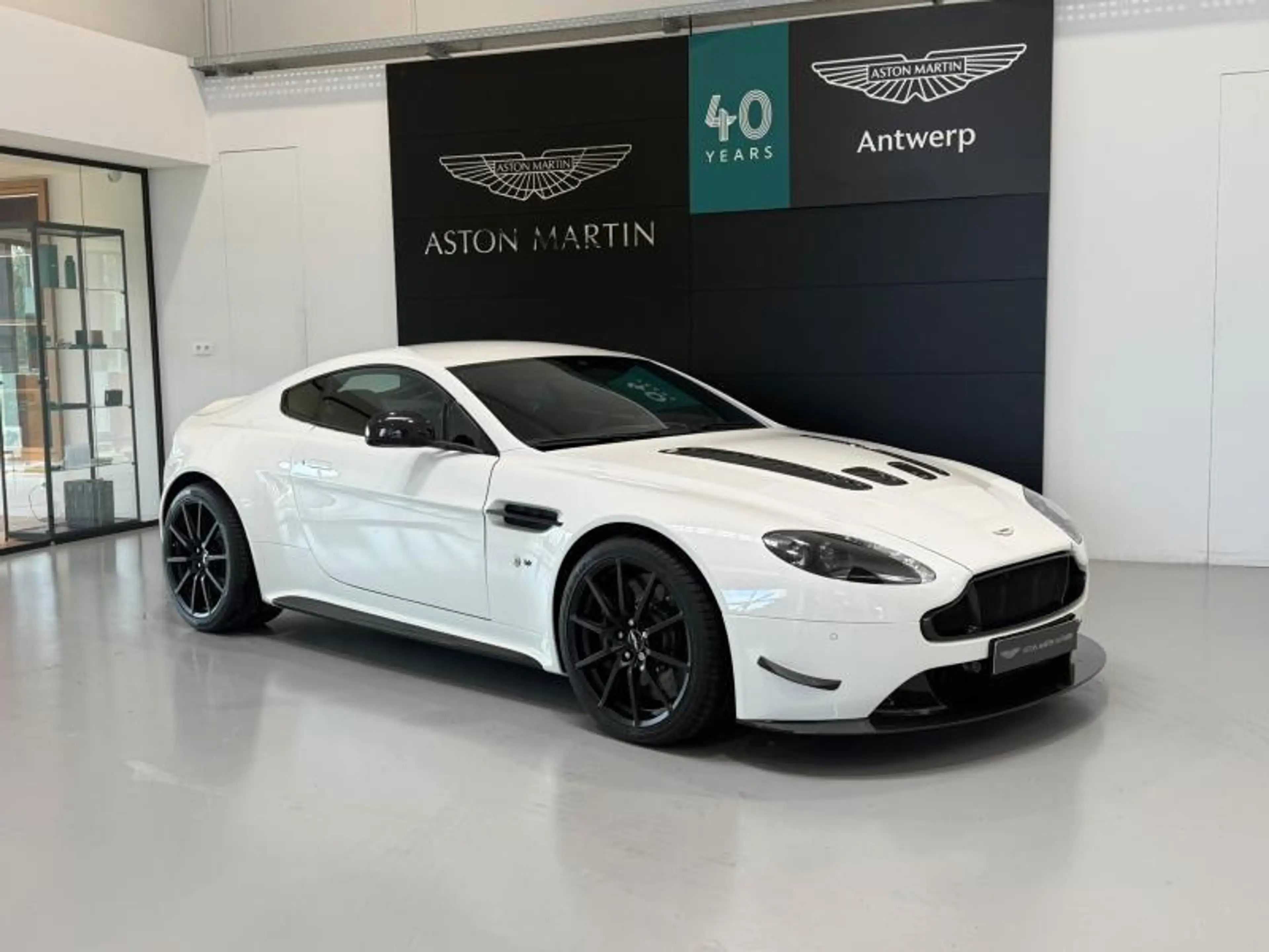 Aston Martin Vantage AMR Coupe