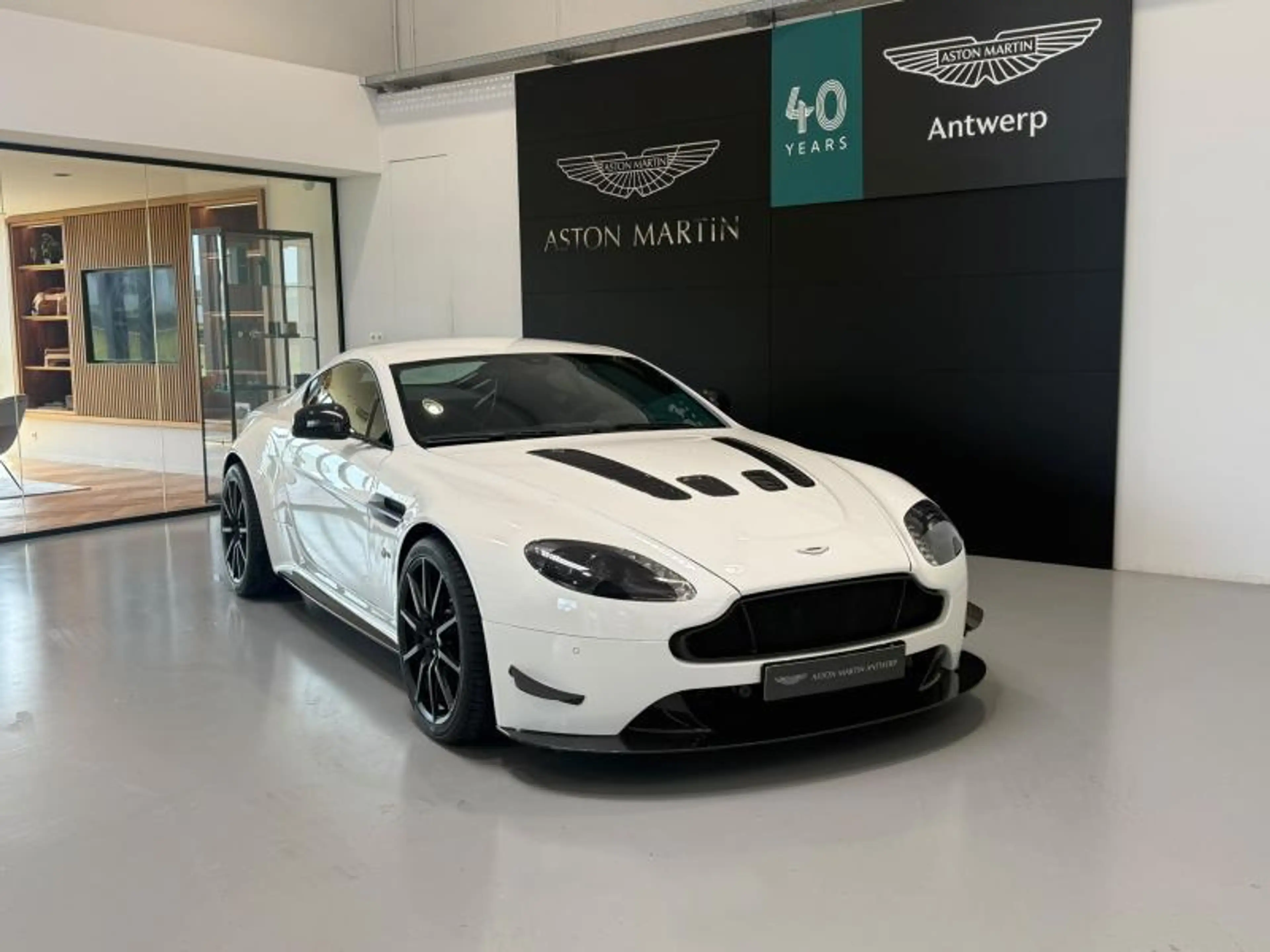 Aston Martin Vantage AMR Coupe — photo 2