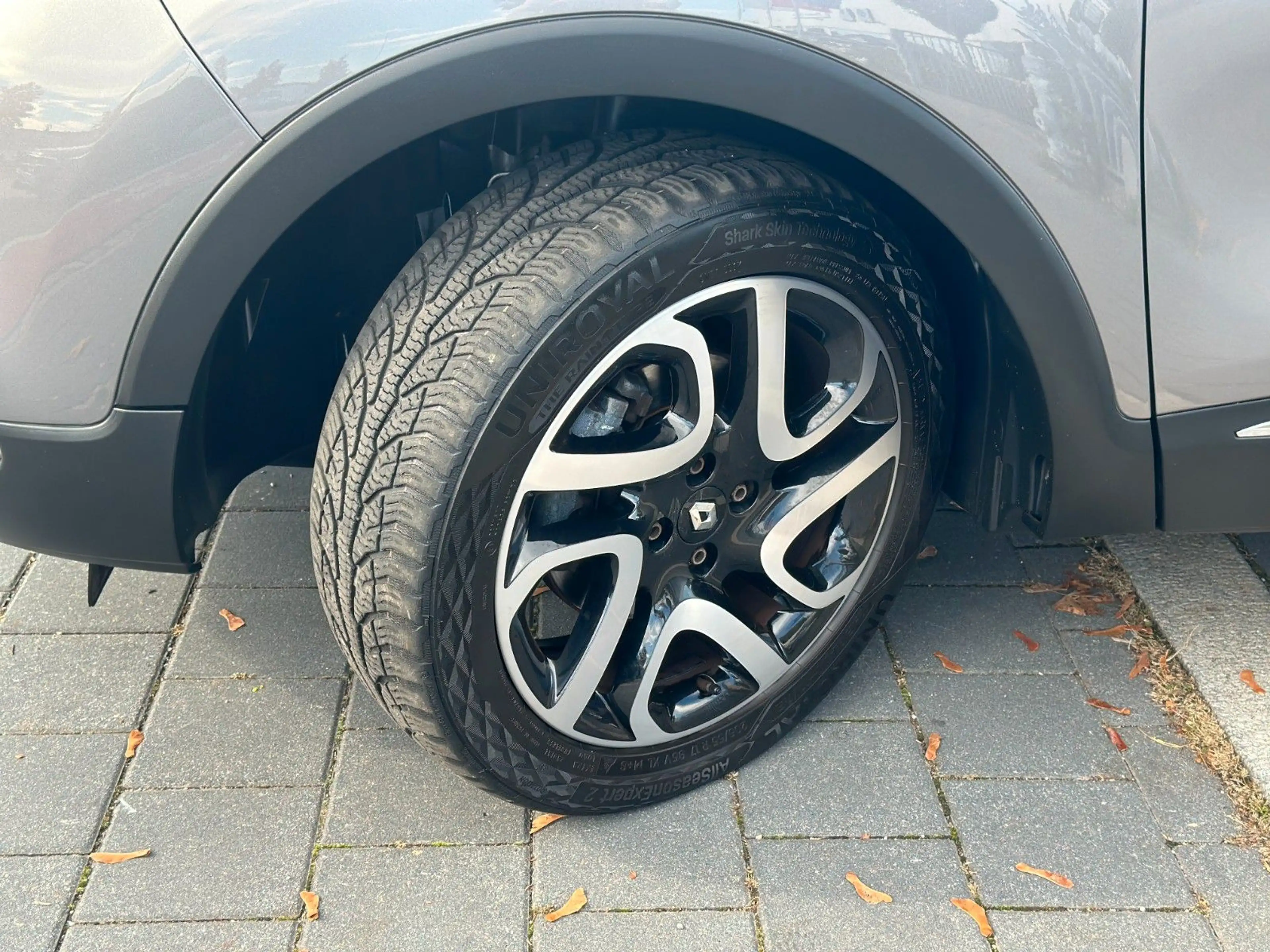 Renault Captur ENERGY TCe 120 Intens / 1. Hand / AHK — photo 9