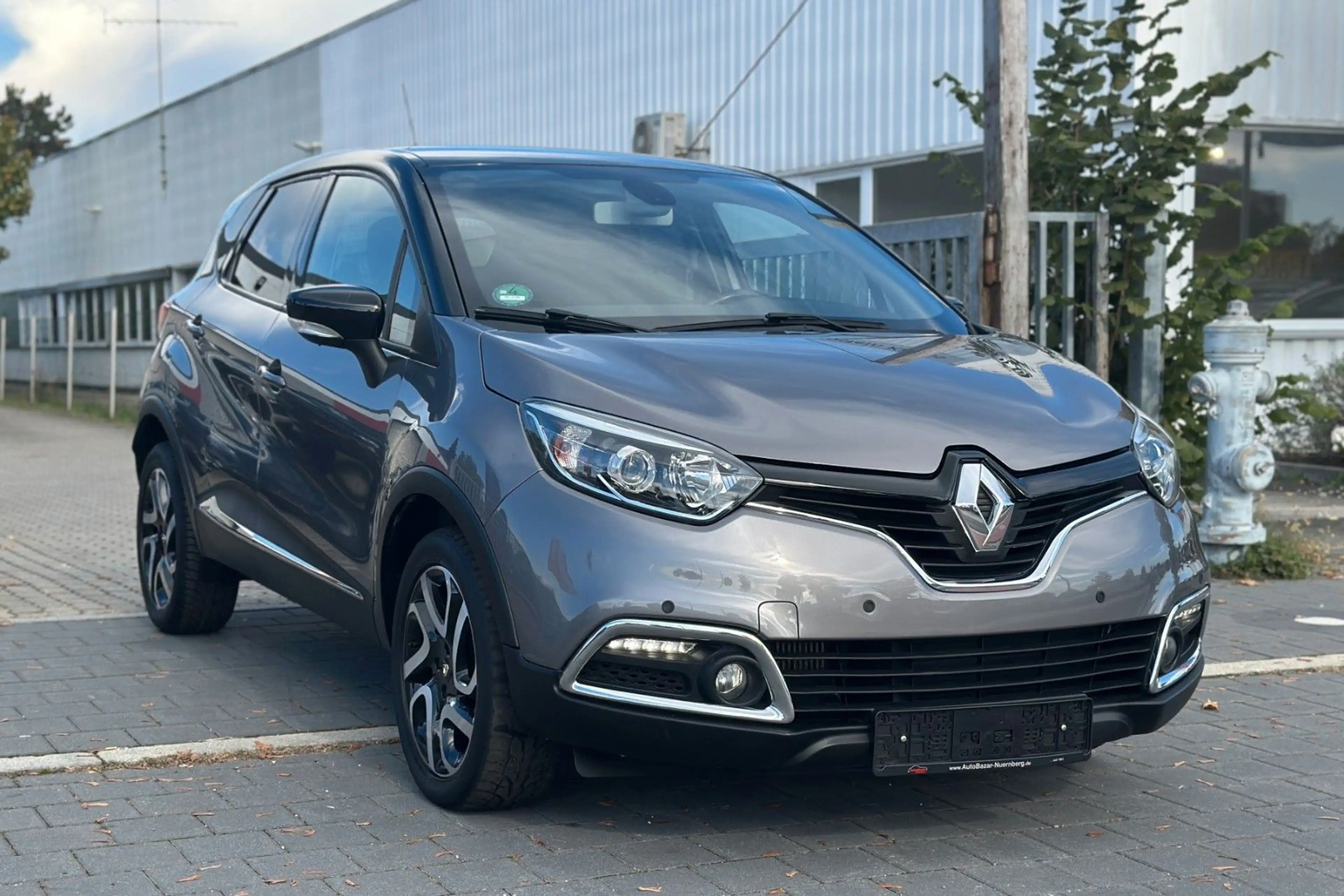 Renault Captur ENERGY TCe 120 Intens / 1. Hand / AHK — photo 7