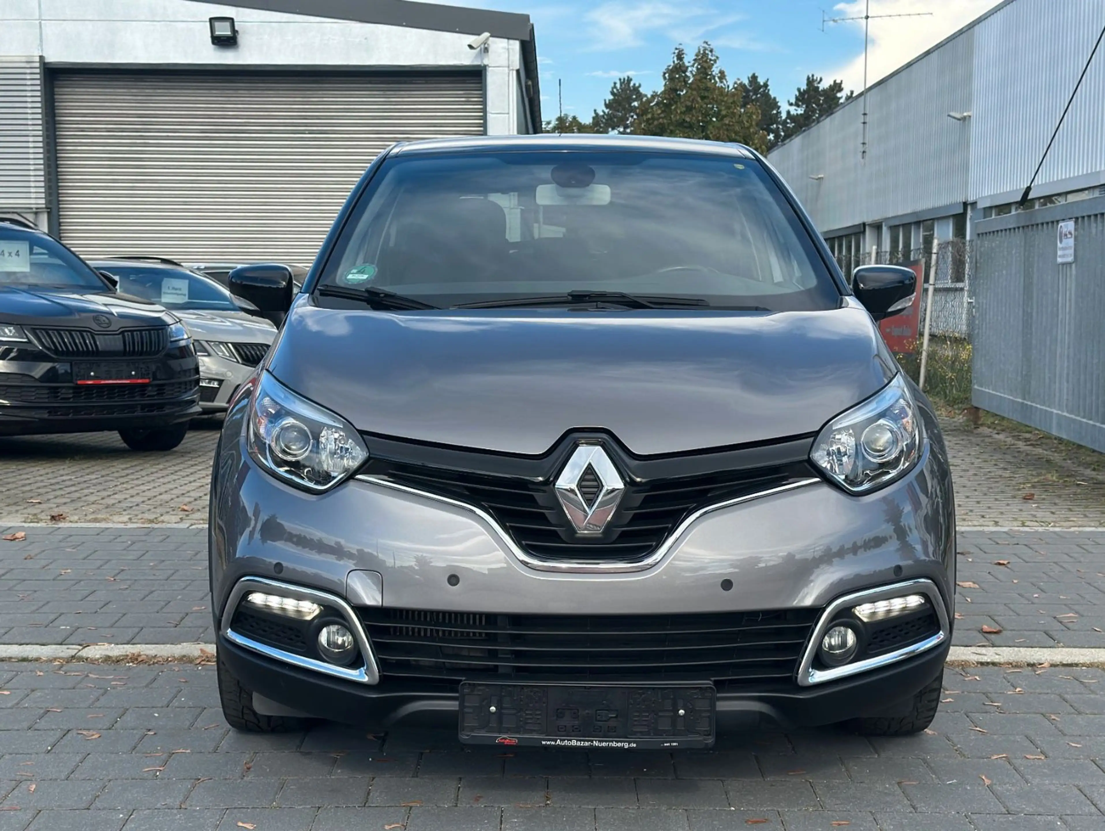 Renault Captur ENERGY TCe 120 Intens / 1. Hand / AHK — photo 8