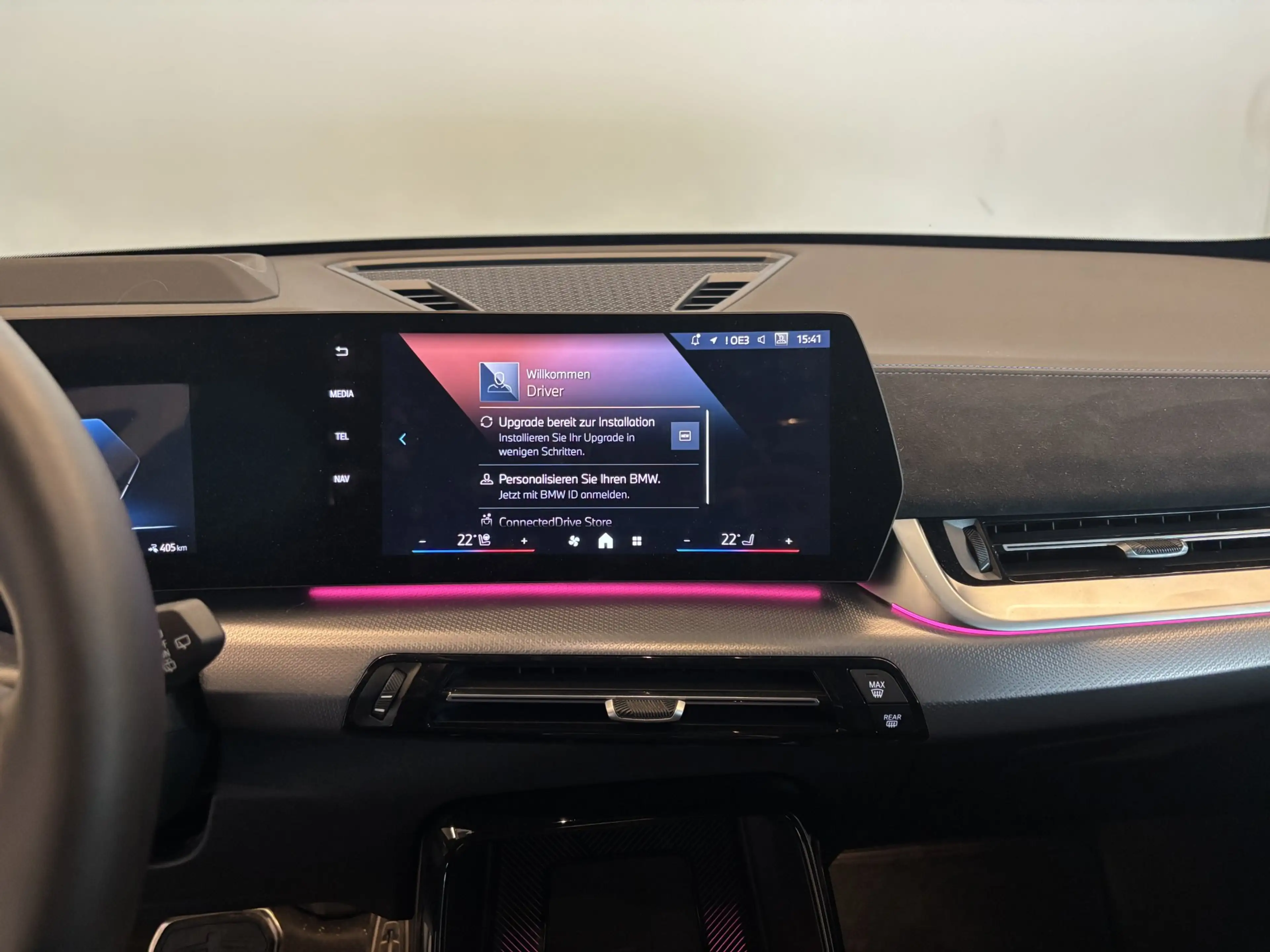 BMW iX1 eDrive20 — photo 11