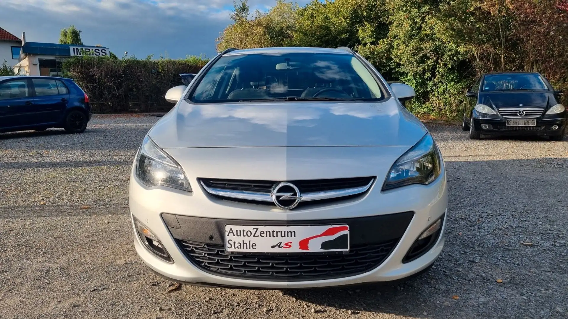 Opel Astra J Sports Tourer Edition / Inkl. Garantie Silber - 2