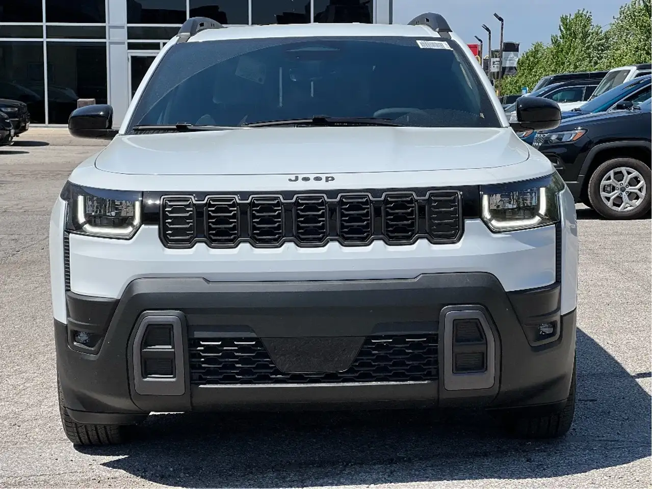 Jeep Cherokee снимка Jeep Cherokee