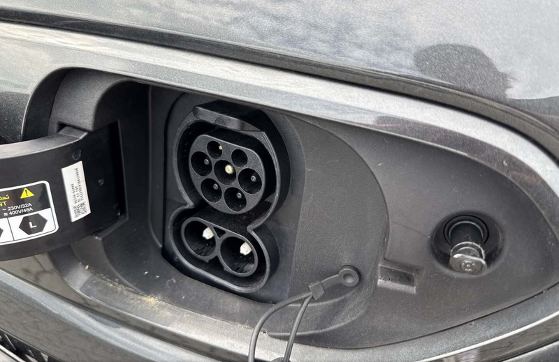 Kia e-Niro DynamicLine 39 kWh Stoelverwarming, Lage Km.St!! — photo 19
