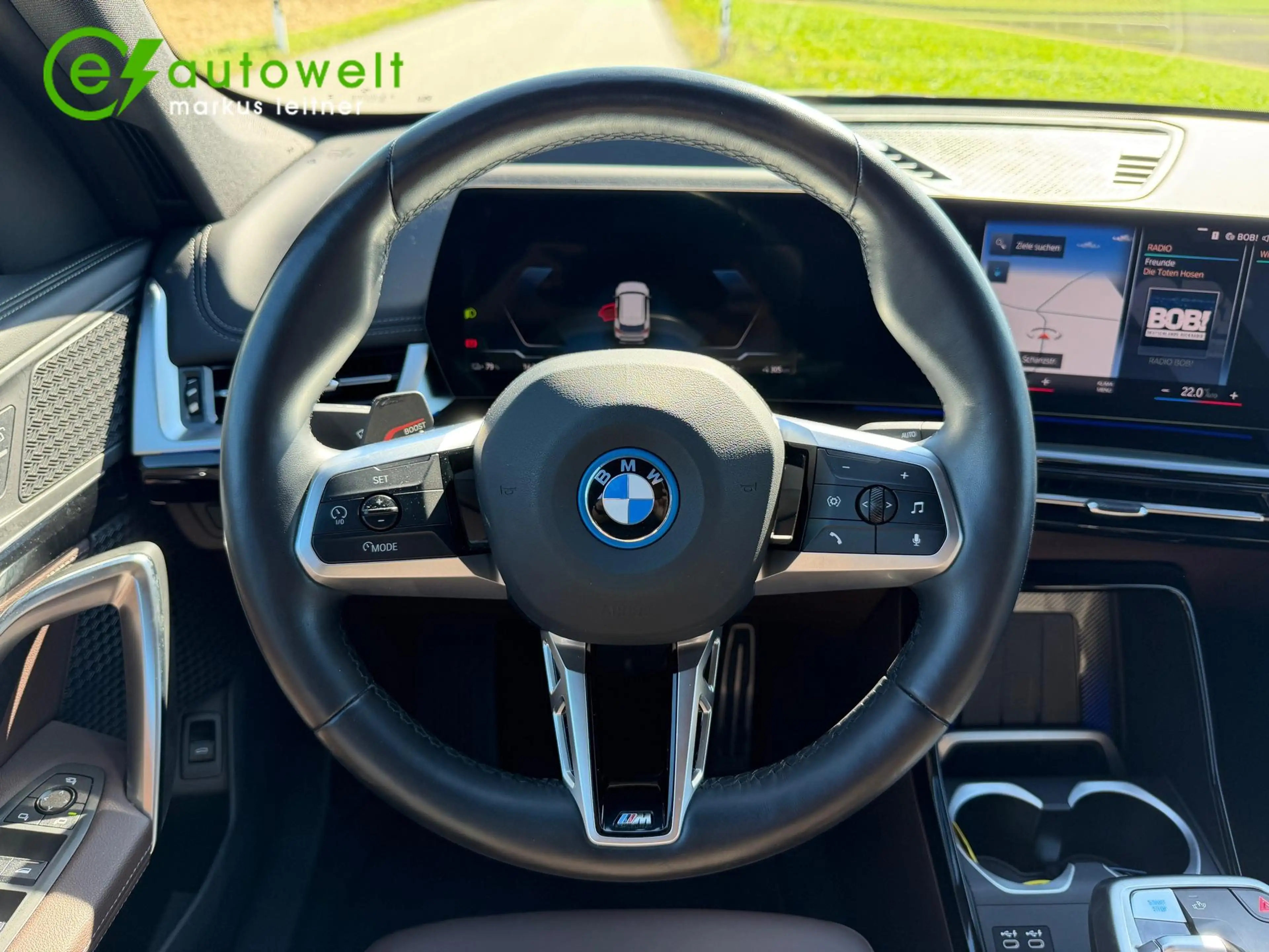 BMW iX1 xDrive30 M Sport 65kWh HeadUp Aktivsitz Totwinkel — photo 11
