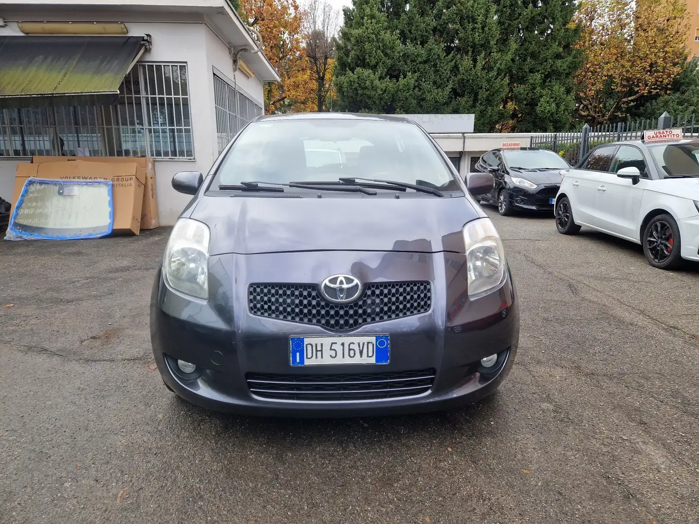 Toyota Yaris 5p 1.3 Navy Grigio - 2