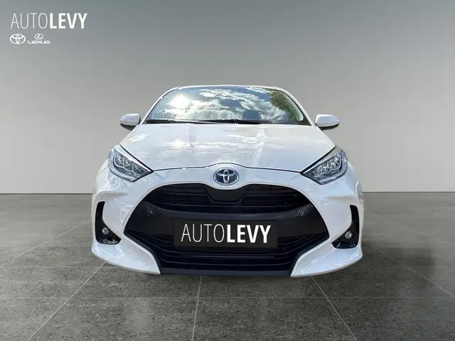 Toyota Yaris view 9