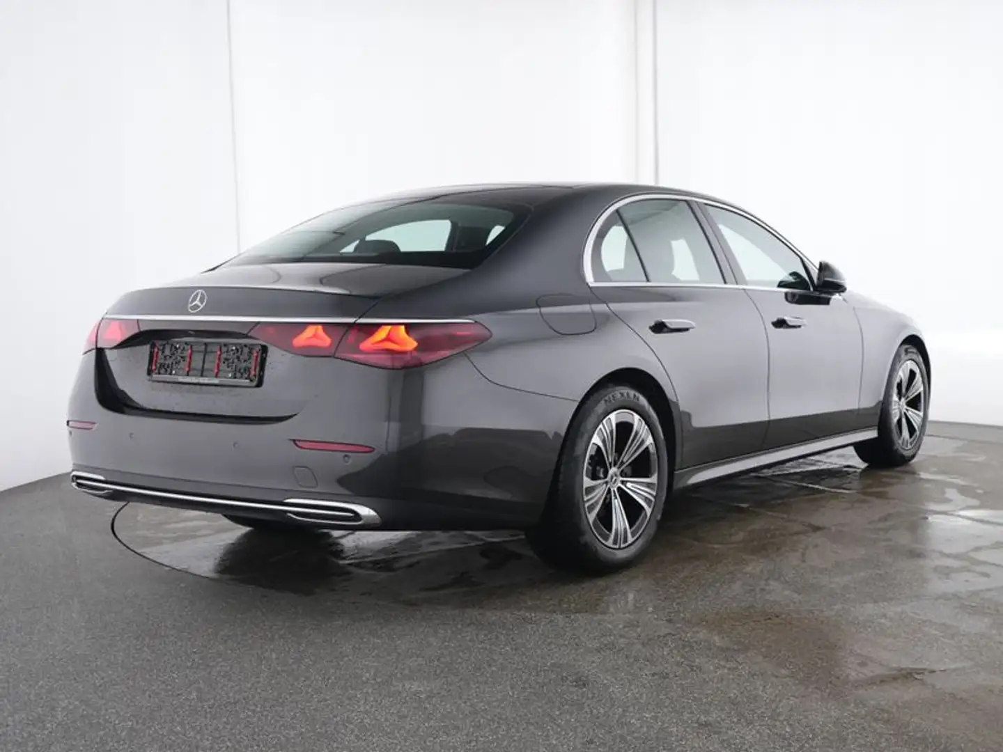 Mercedes-Benz E 200 AHK/LED/KAMERA/NAVI Grau - 2