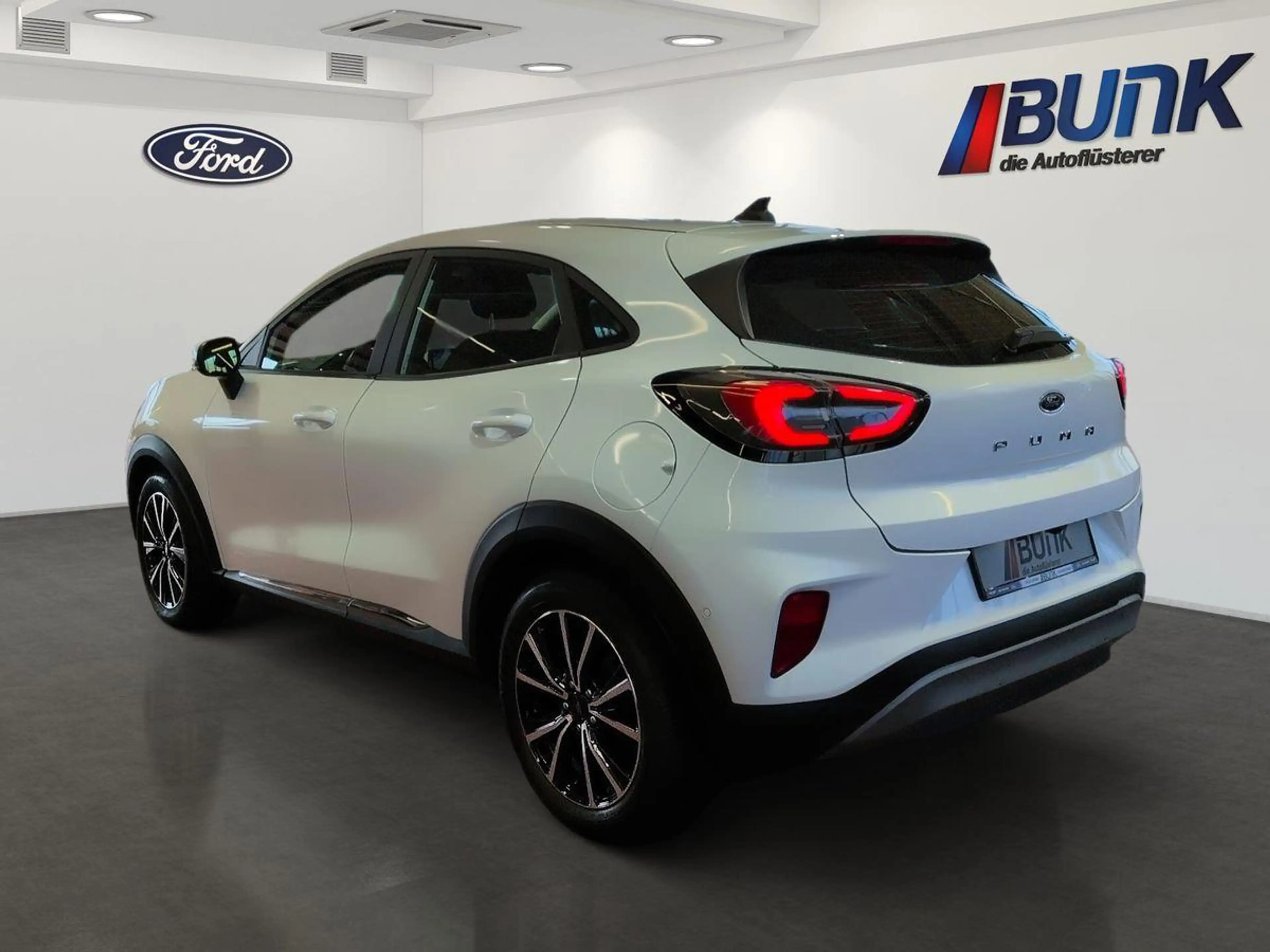 Ford Puma Titanium 1.0L / Fahrassistenz-Paket / LED — photo 12