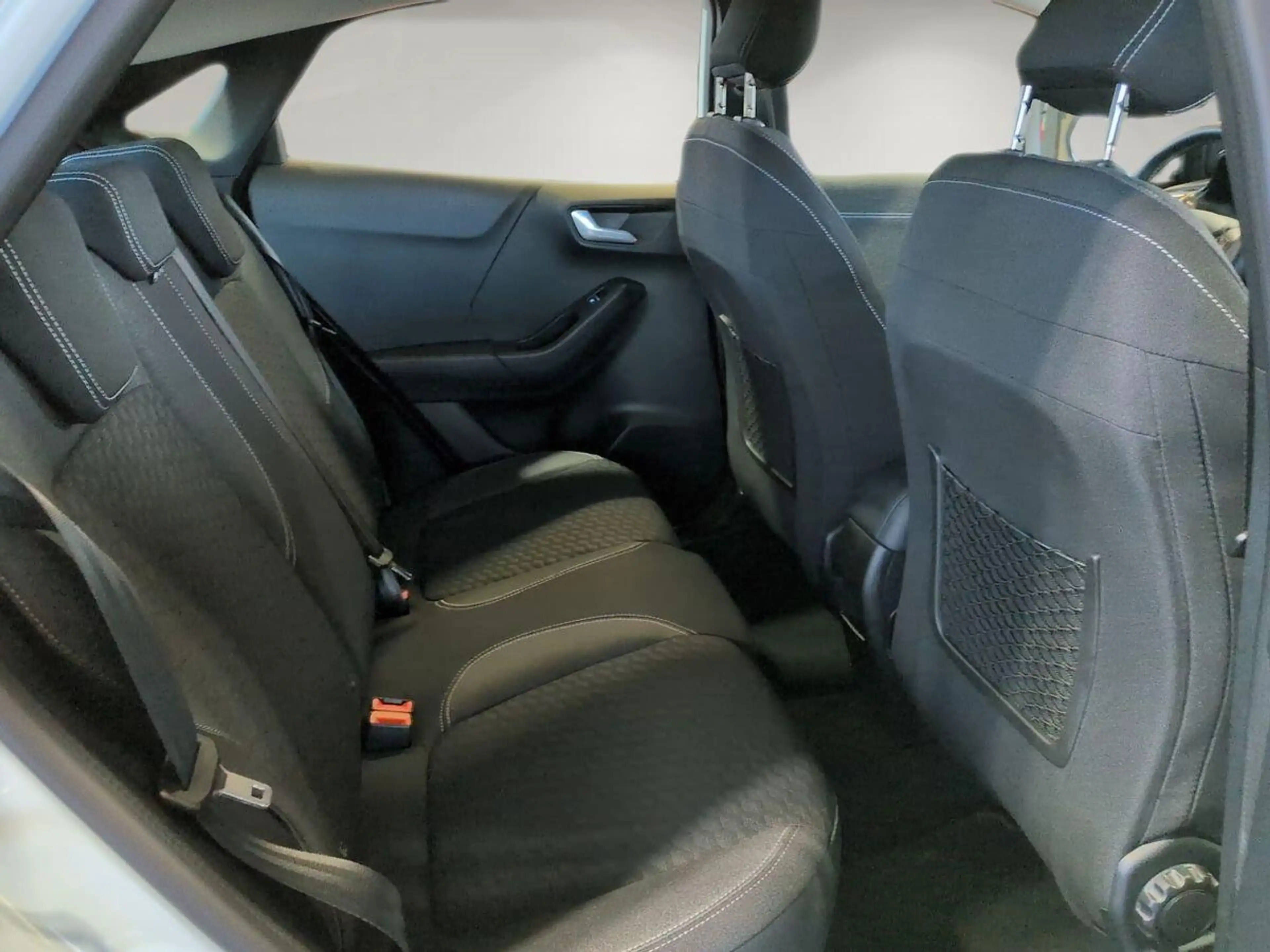 Ford Puma Titanium 1.0L / Fahrassistenz-Paket / LED — photo 5