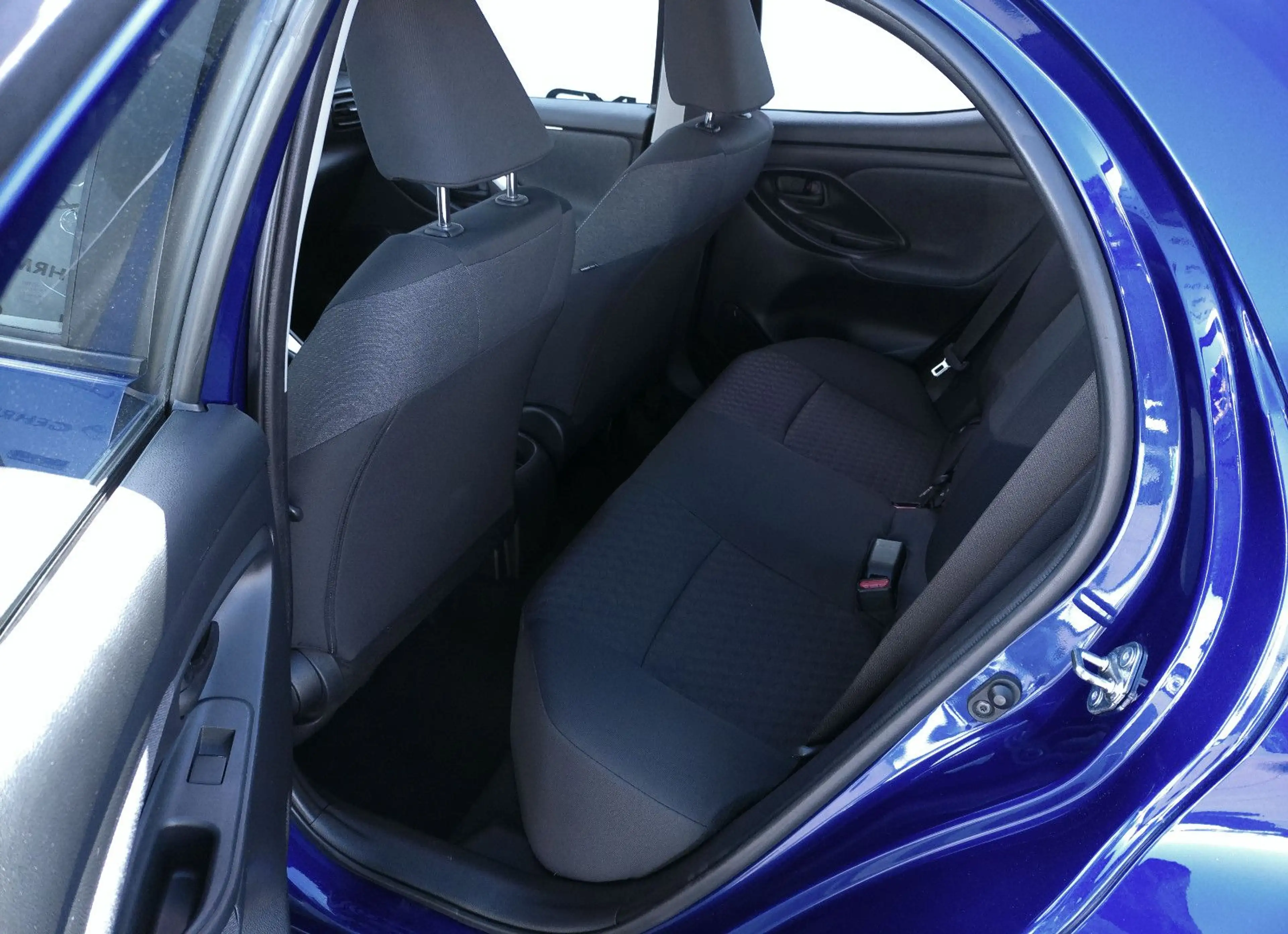 Toyota Yaris Team Deutschland*CarPlay* — photo 7