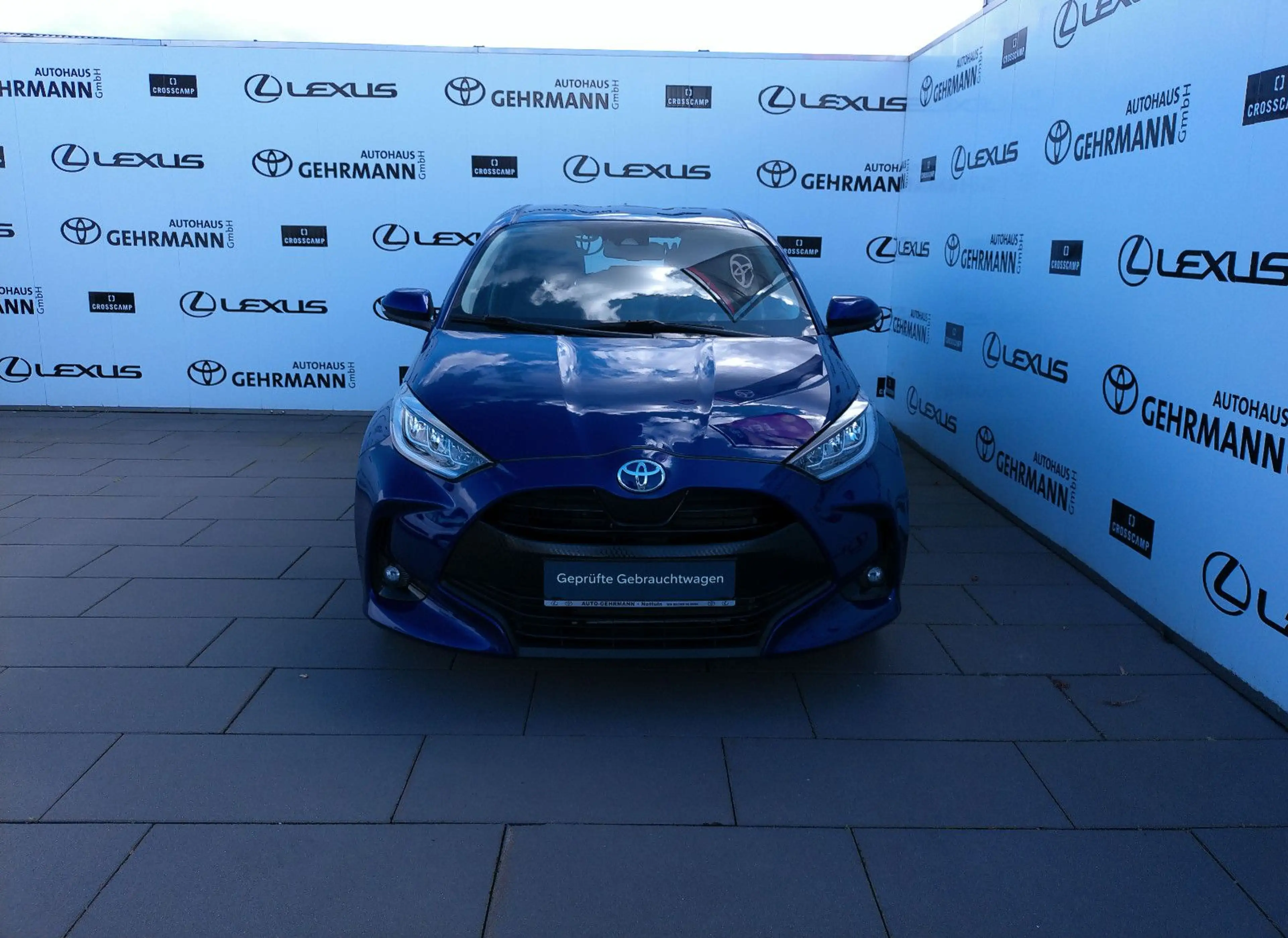 Toyota Yaris Team Deutschland*CarPlay* — photo 2