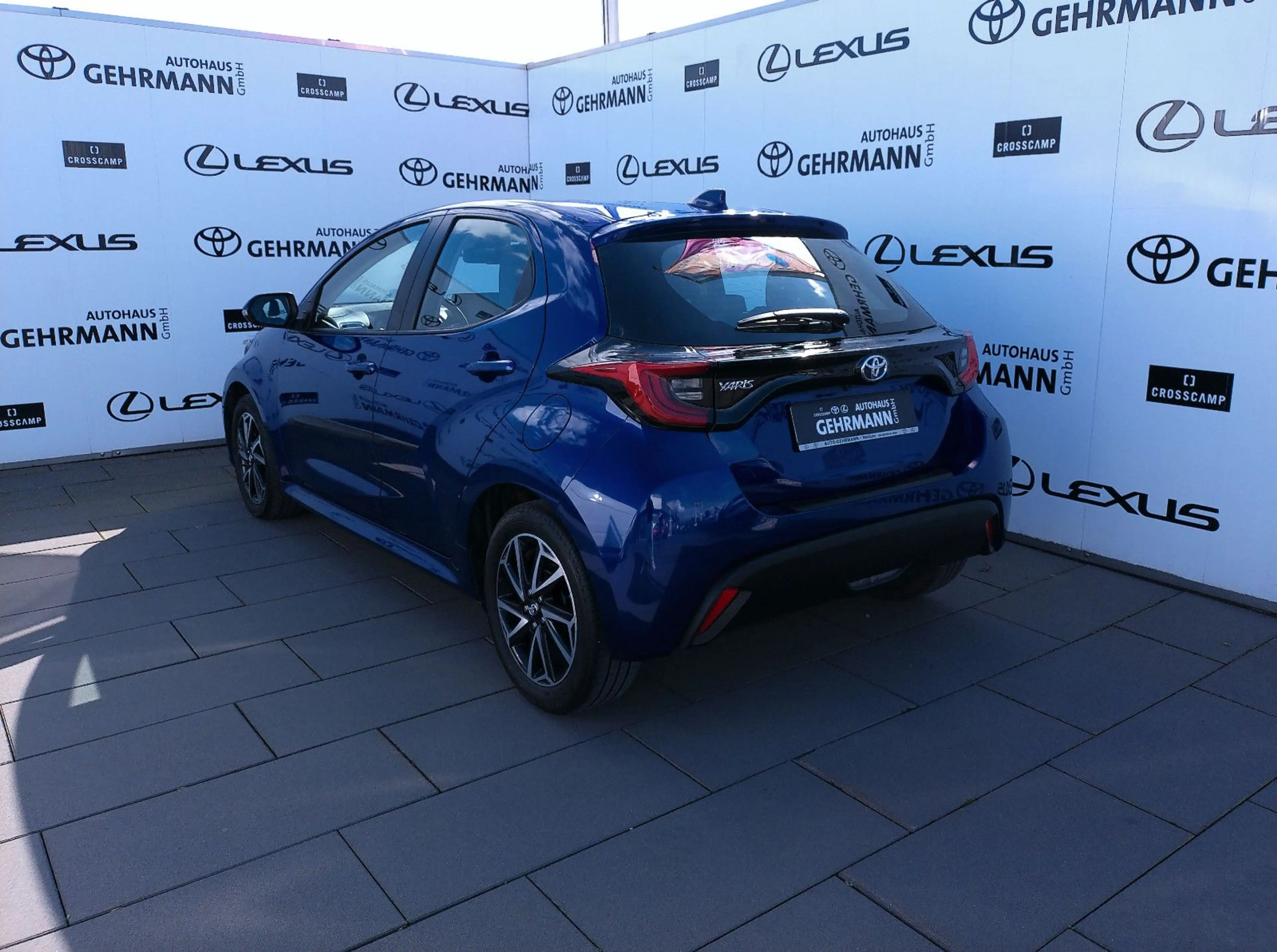Toyota Yaris Team Deutschland*CarPlay* — photo 3
