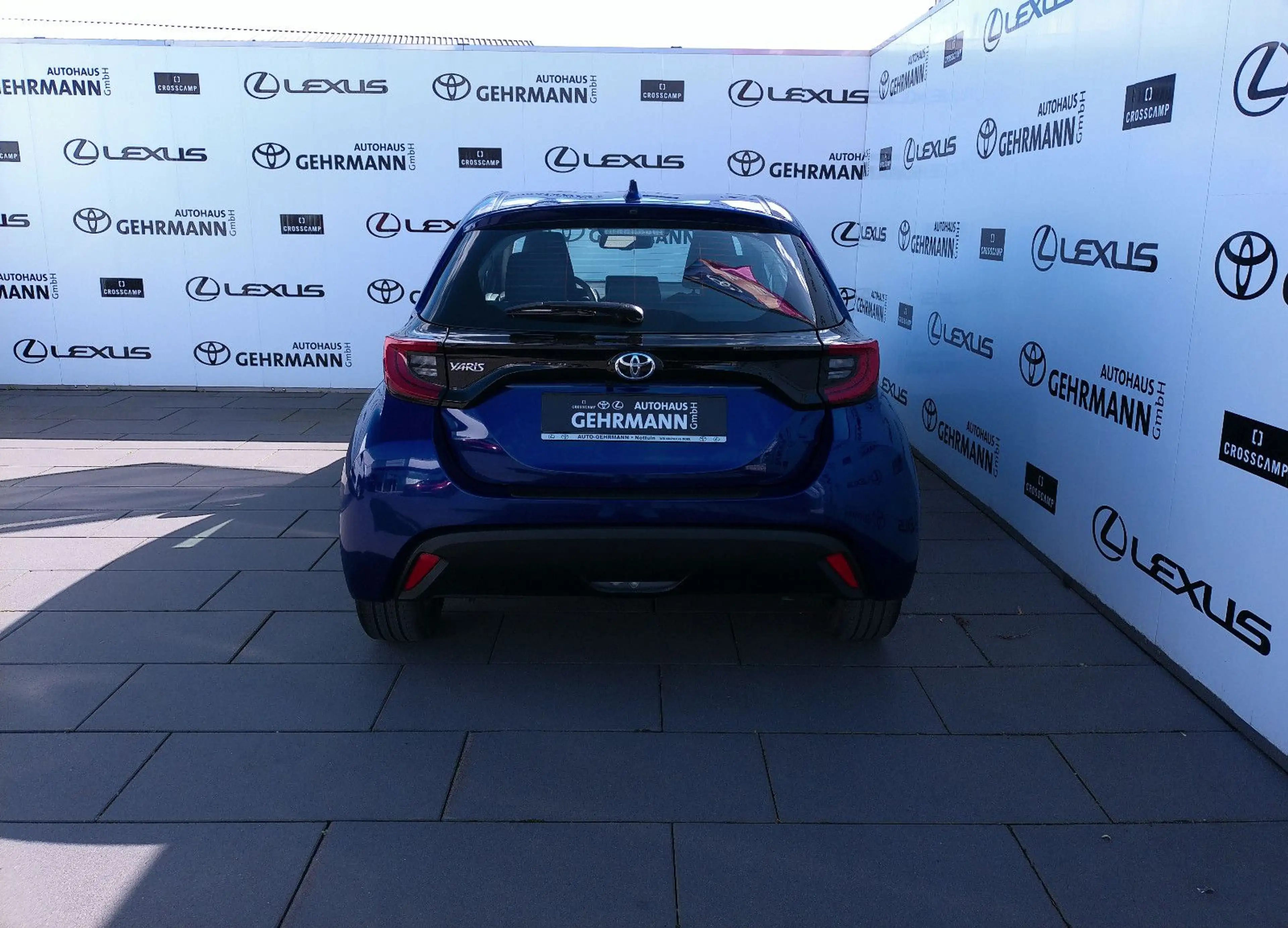 Toyota Yaris Team Deutschland*CarPlay* — photo 4