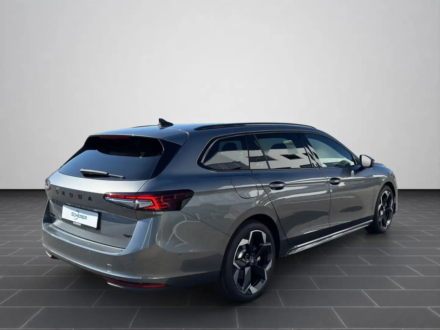 Skoda Superb Combi Sportline 2,0 TSI DSG 4x4 Pano/ Led Grau - 2