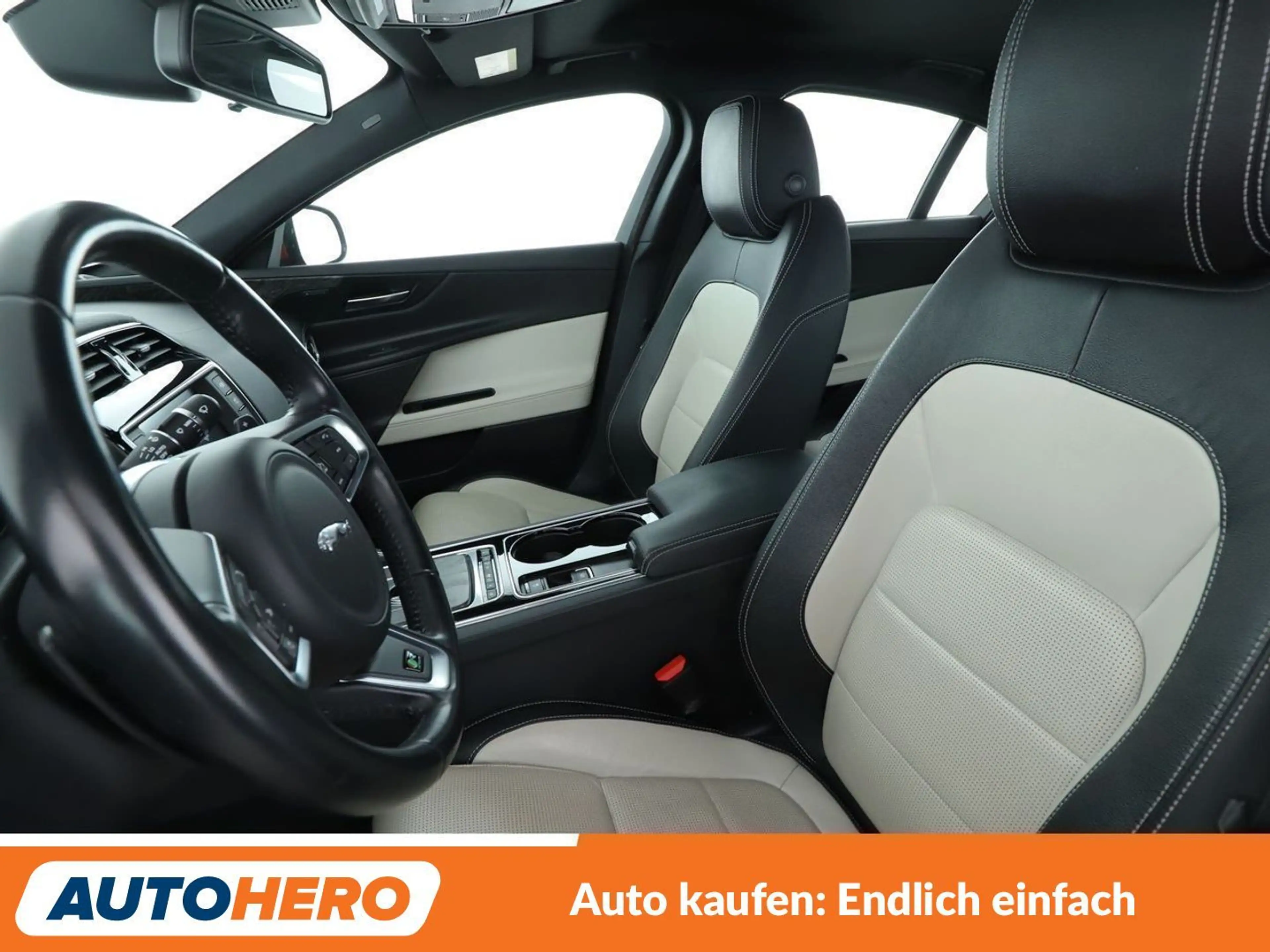 Jaguar XE 20d R-Sport Aut.*NAVI*TEMPO*BI-XENON*PDC*CAM*SHZ* — photo 10