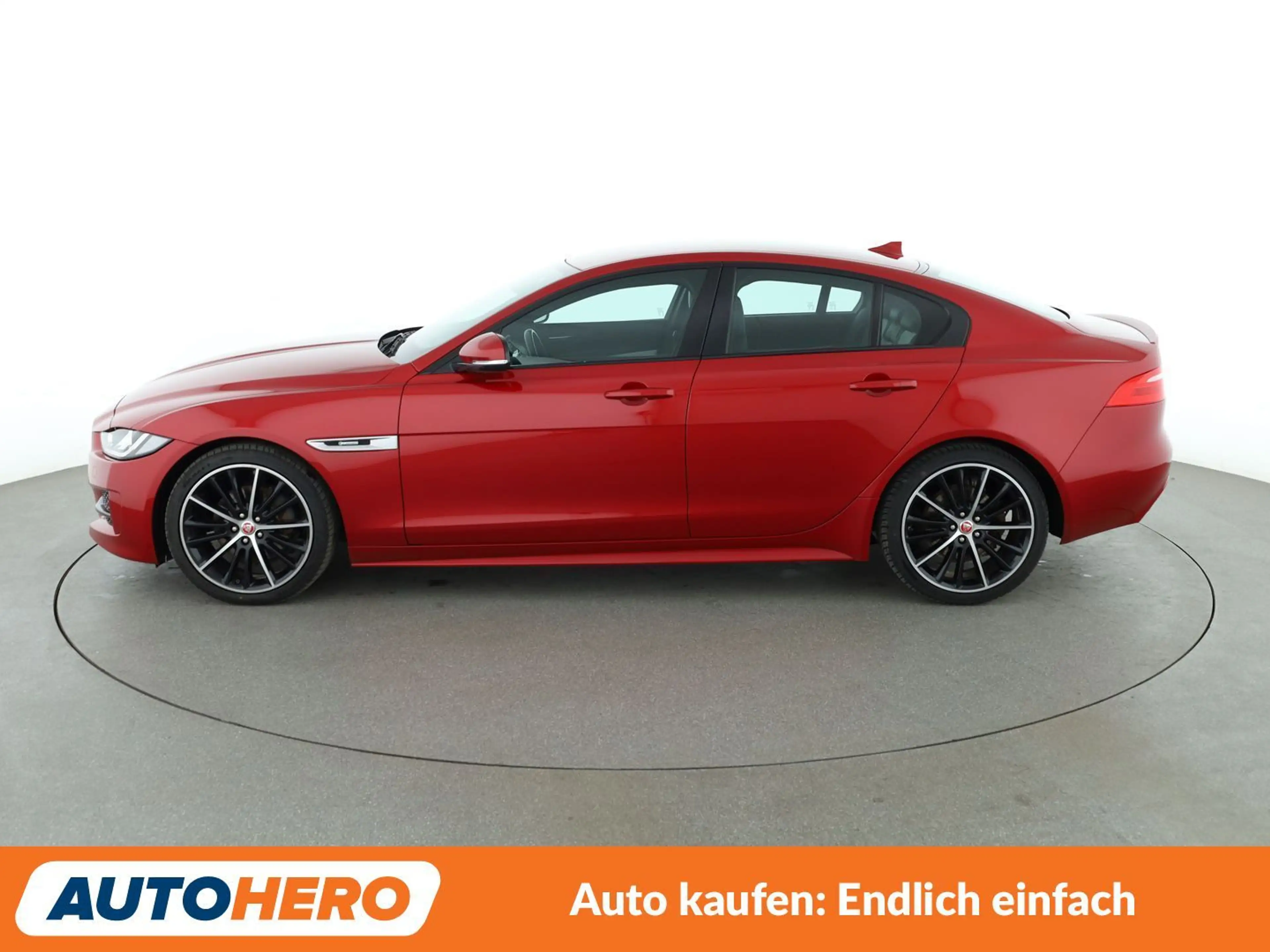 Jaguar XE 20d R-Sport Aut.*NAVI*TEMPO*BI-XENON*PDC*CAM*SHZ* — photo 3