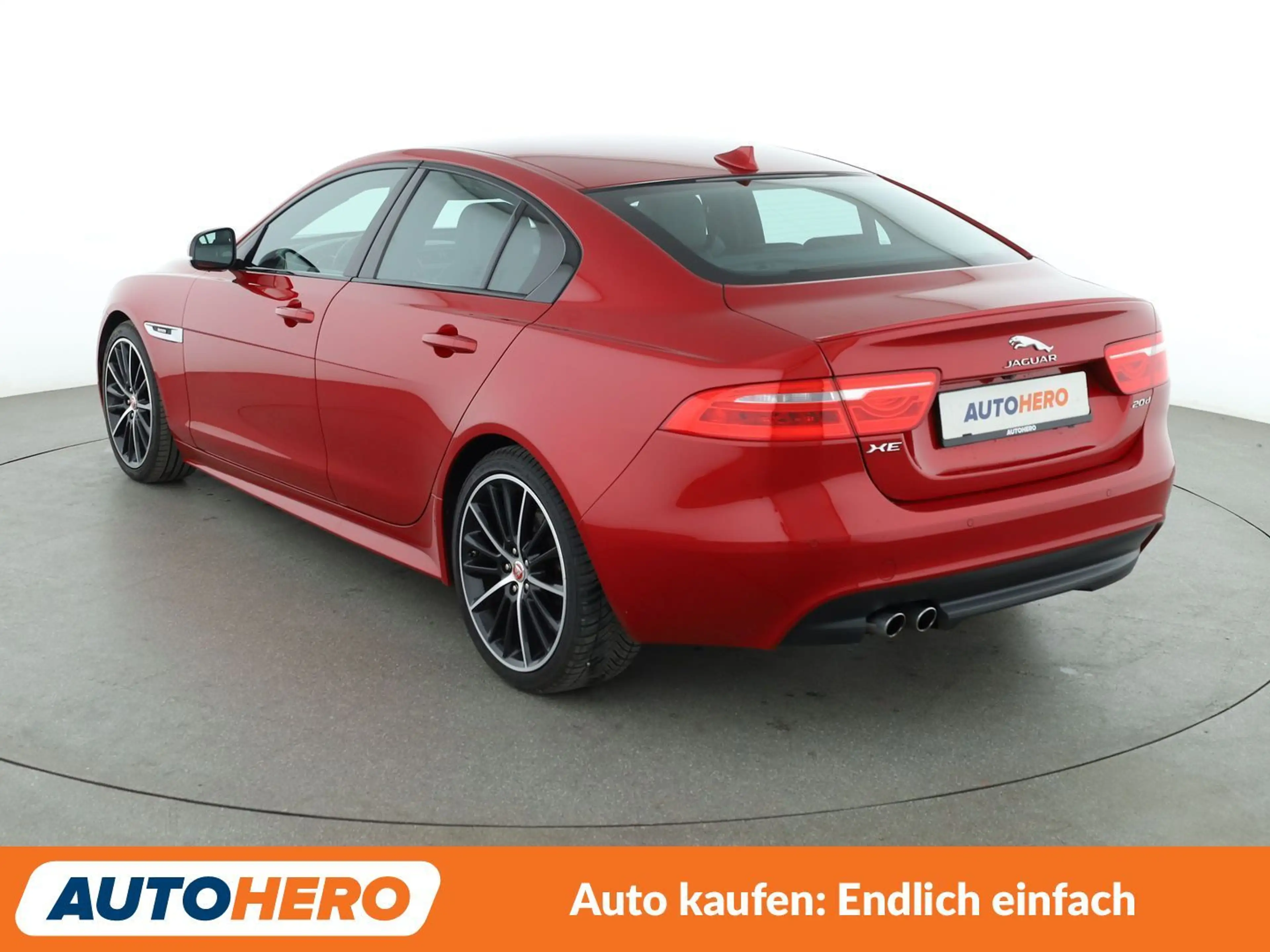 Jaguar XE 20d R-Sport Aut.*NAVI*TEMPO*BI-XENON*PDC*CAM*SHZ* — photo 4