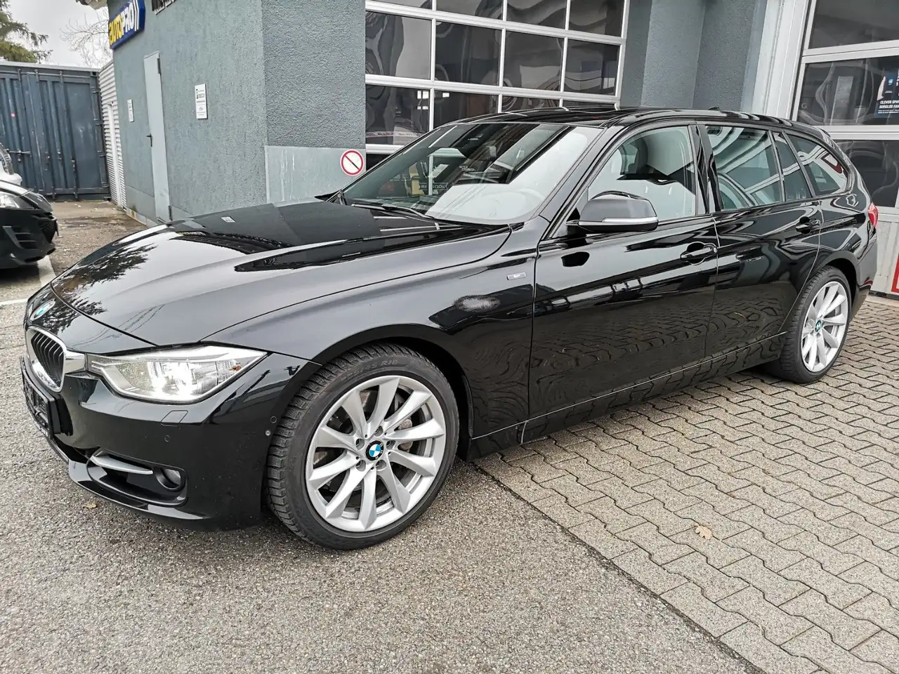 BMW 335