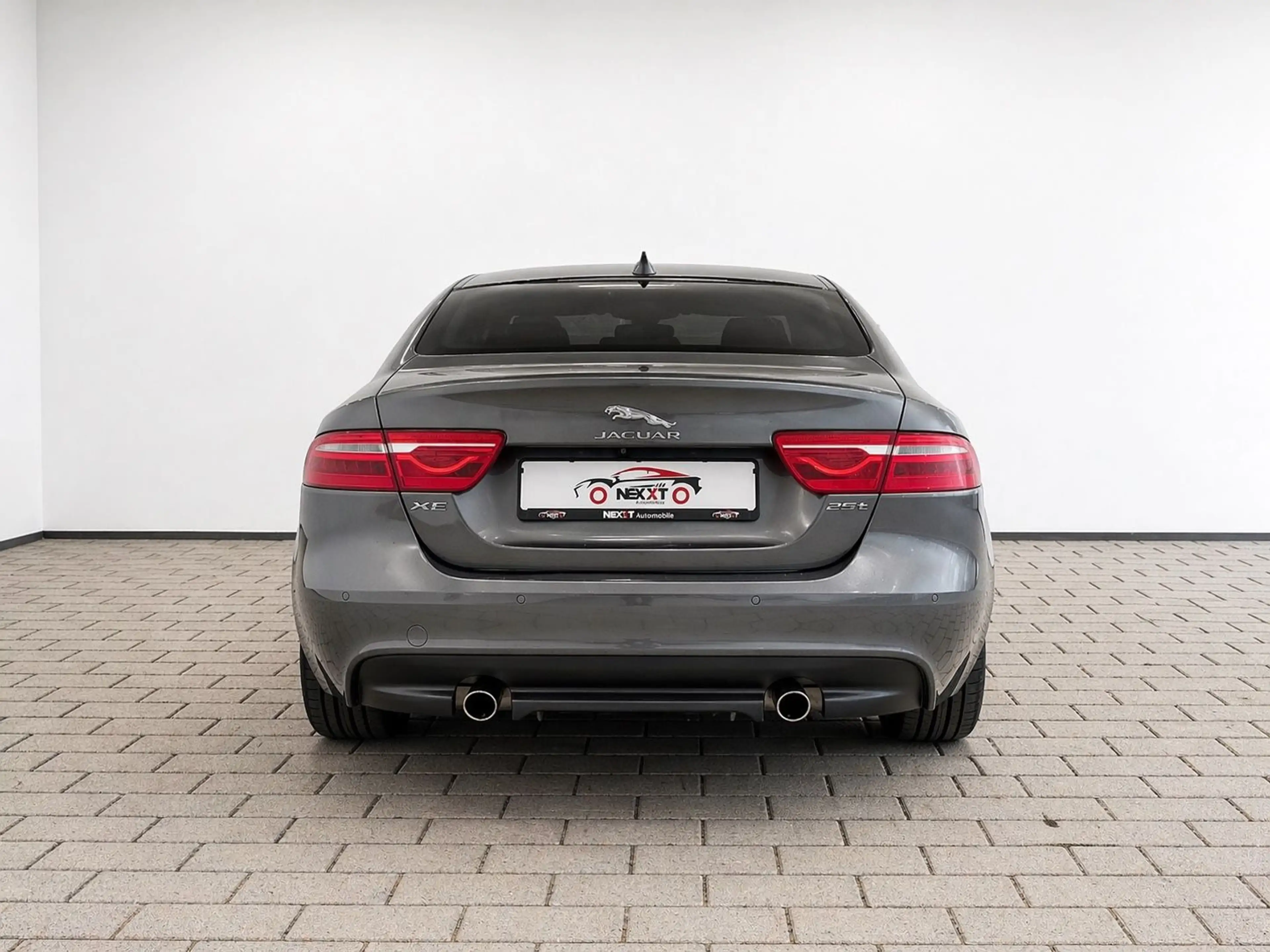Jaguar XE R-Sport*Kamera*Soundsystem*Sitzheizung — photo 5