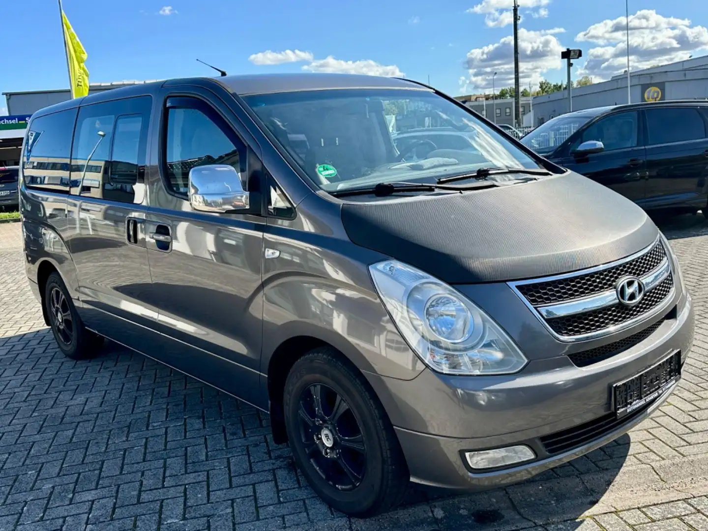 Hyundai H-1 Travel Comfort Gris - 2