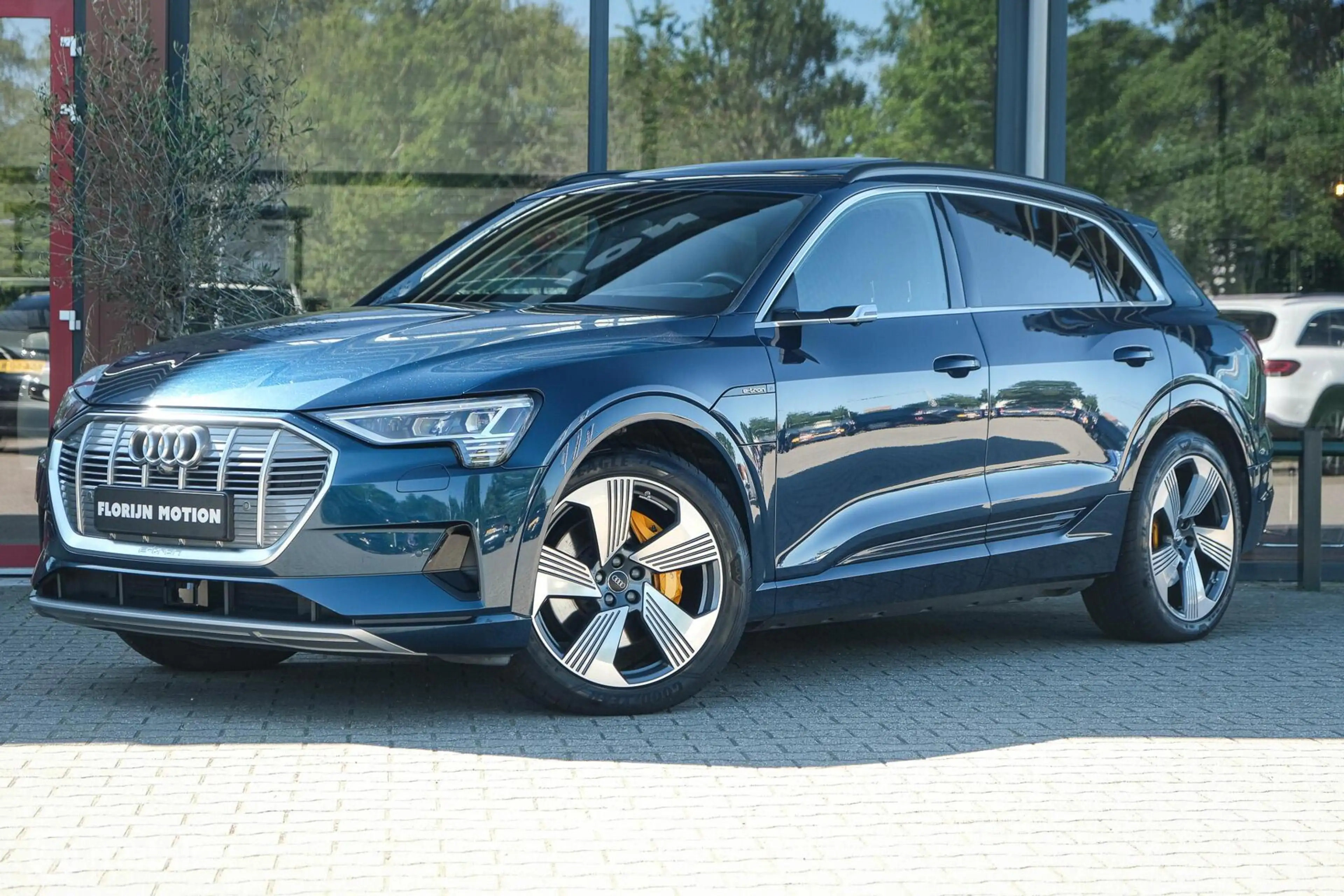 Audi e-tron 55 quattro Business edition Plus 95 kWh | Pano | A — photo 14