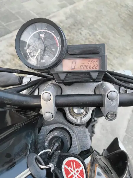 Yamaha MT-03 - foto 4