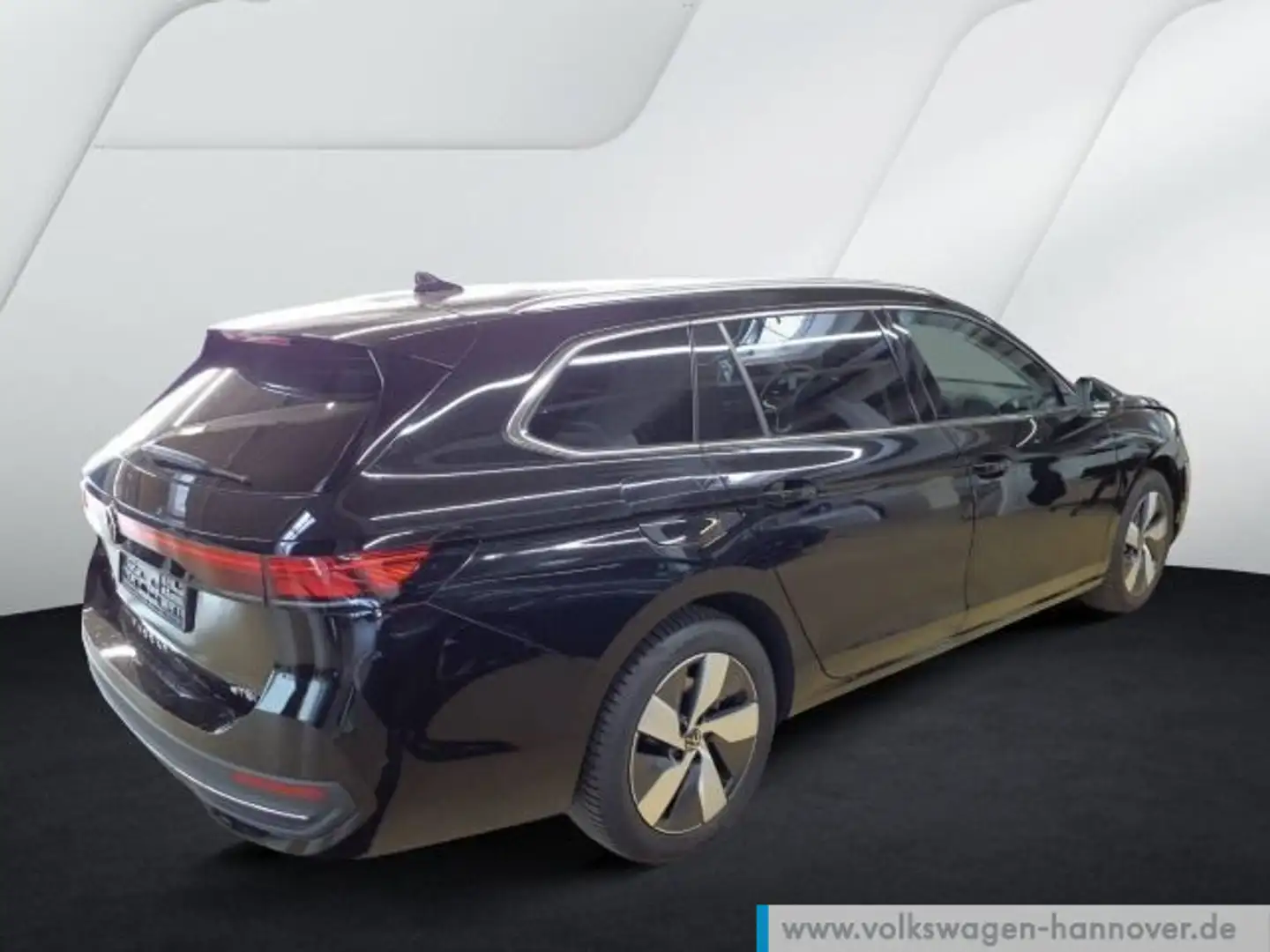 Volkswagen Passat Variant 1.5 eTSI DSG Business Navi AHK Ka Noir - 2